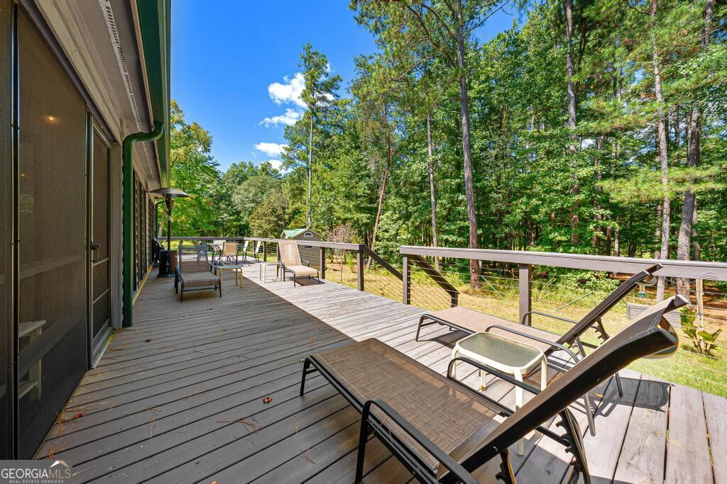 241 Grizzly Bear Lane Property Photo 3