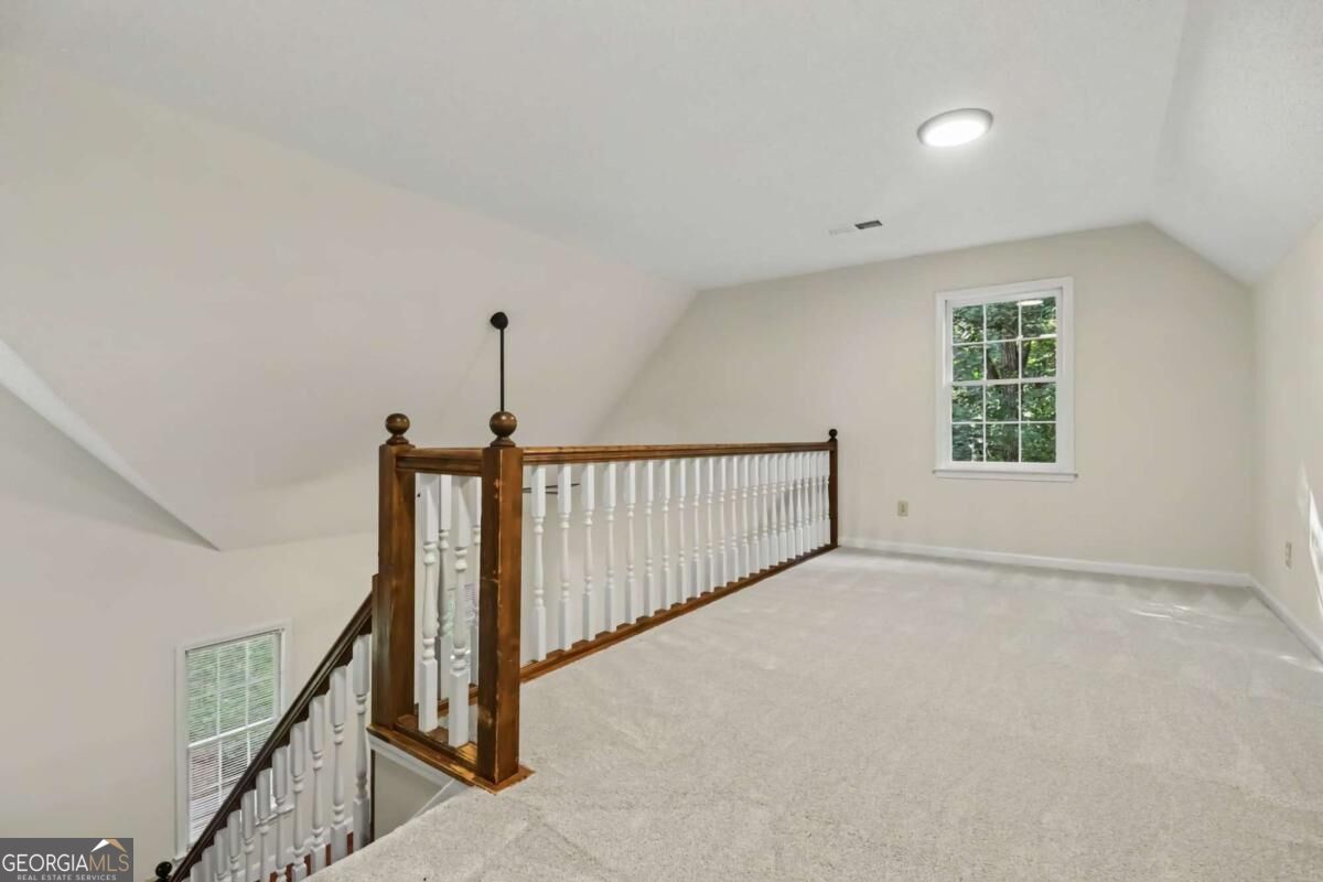 5960 Bridle Drive Property Photo 13