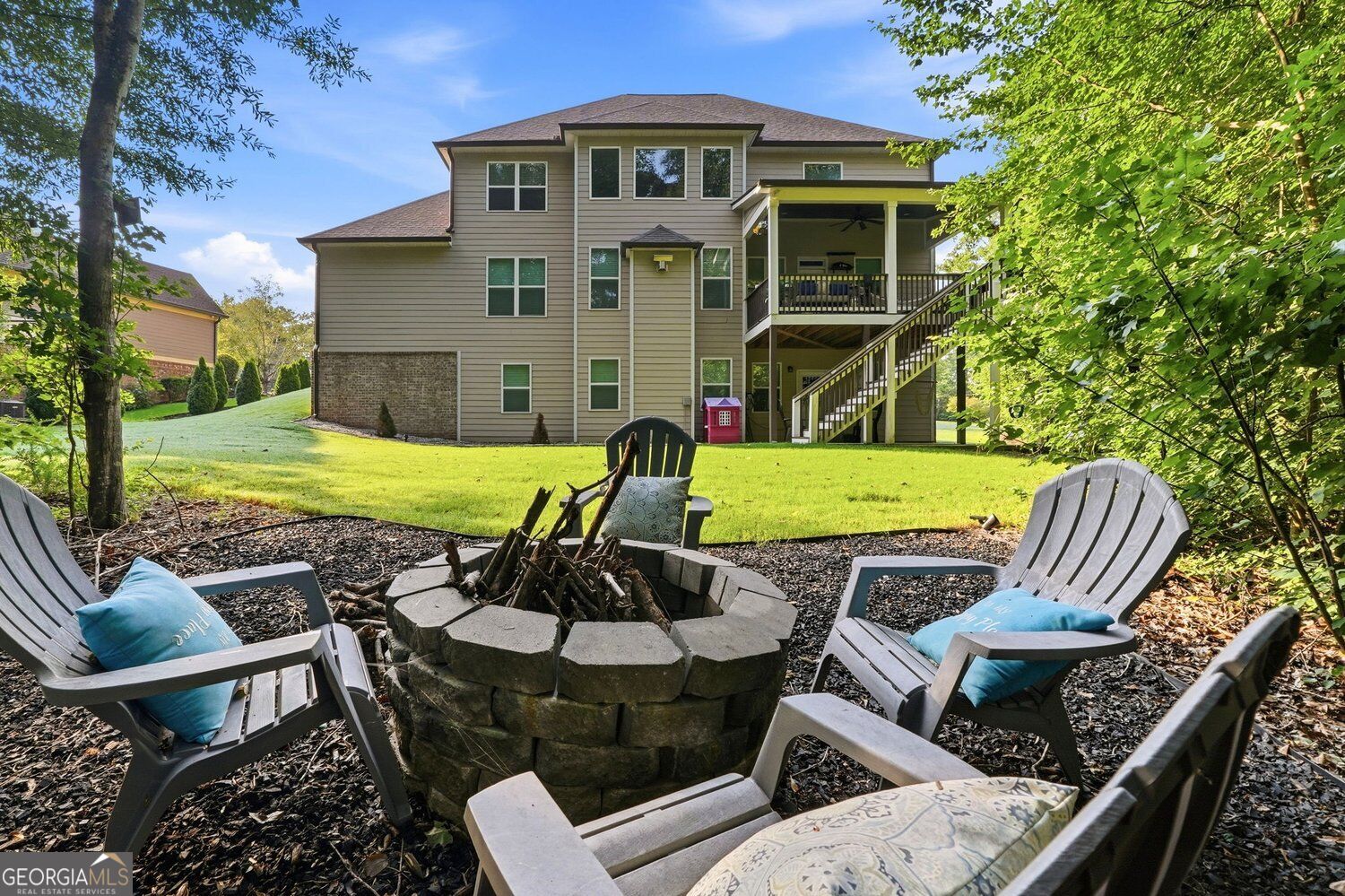7271 Bluewater Lane Property Photo 8