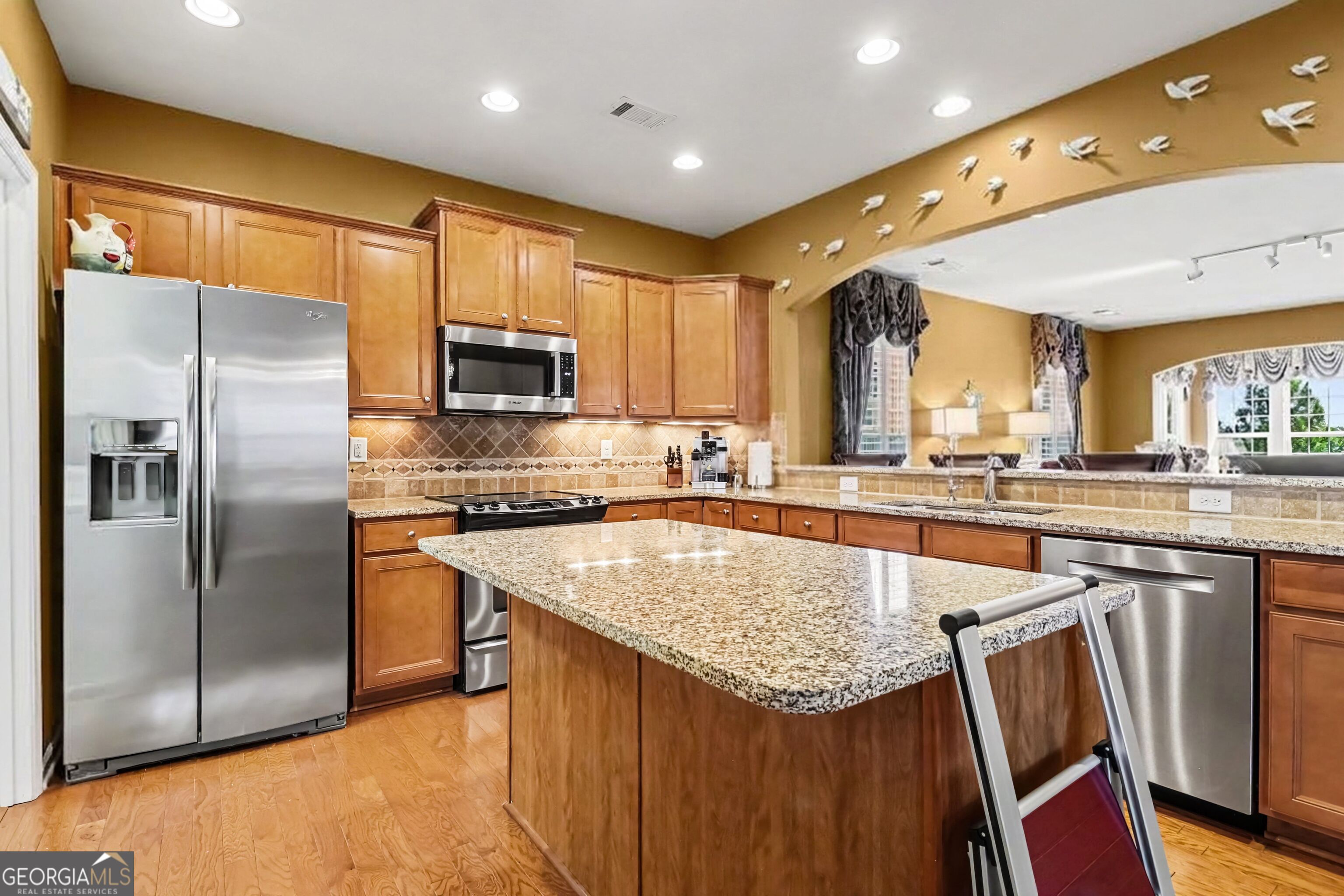 6667 Fawn Meadow Lane Property Photo 11