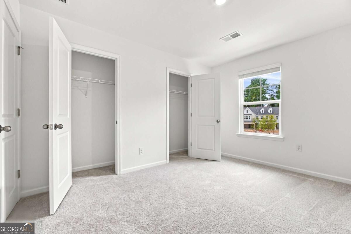 877 Rainwater Trace Property Photo 18