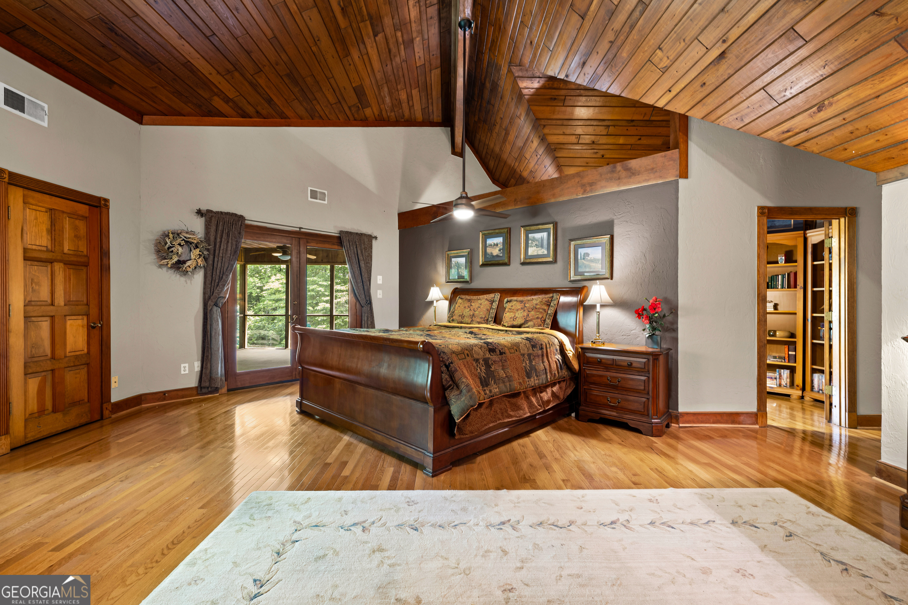15 Red Bud Trail Property Photo 10