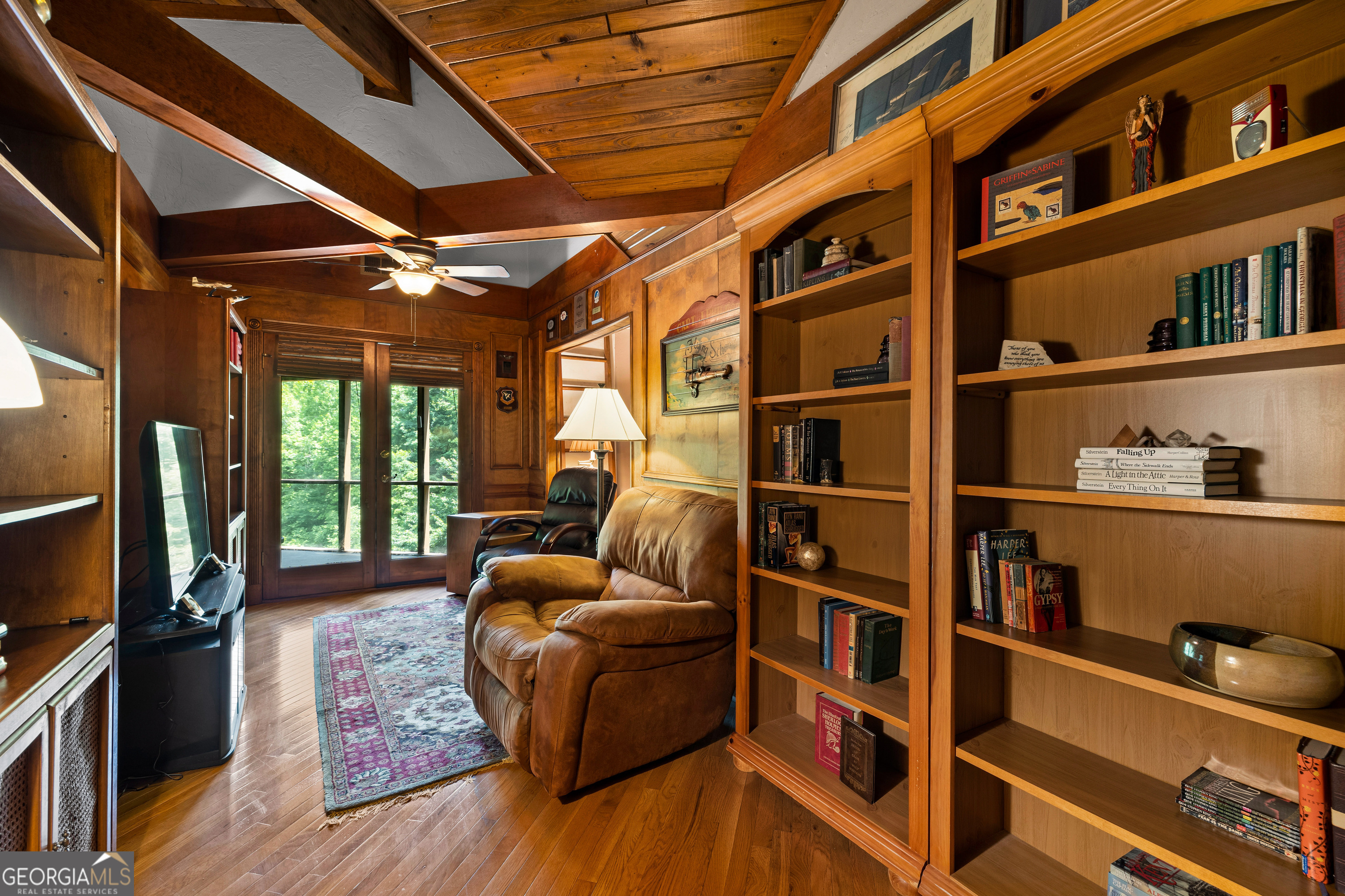 15 Red Bud Trail Property Photo 24