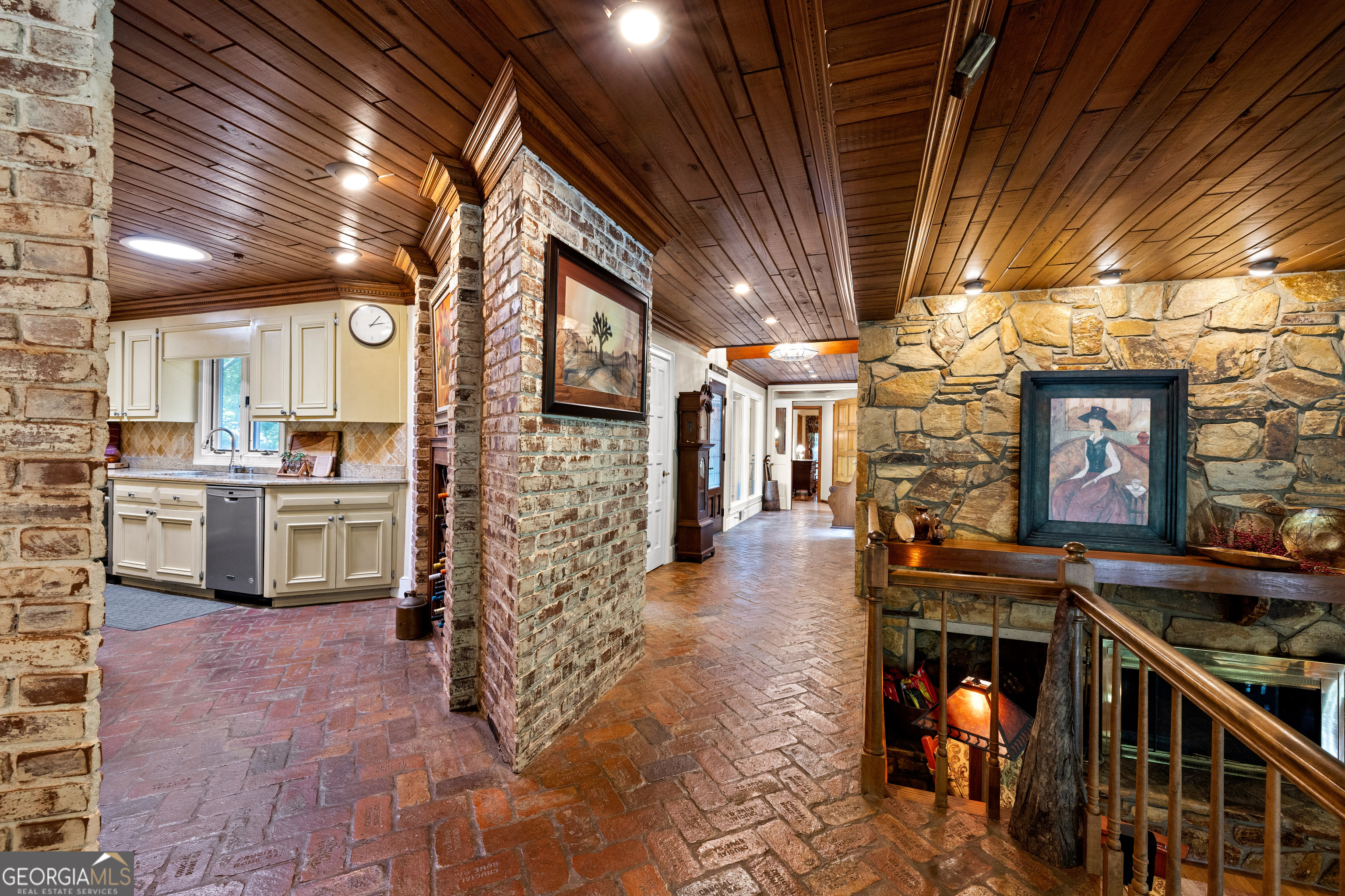 15 Red Bud Trail Property Photo 44