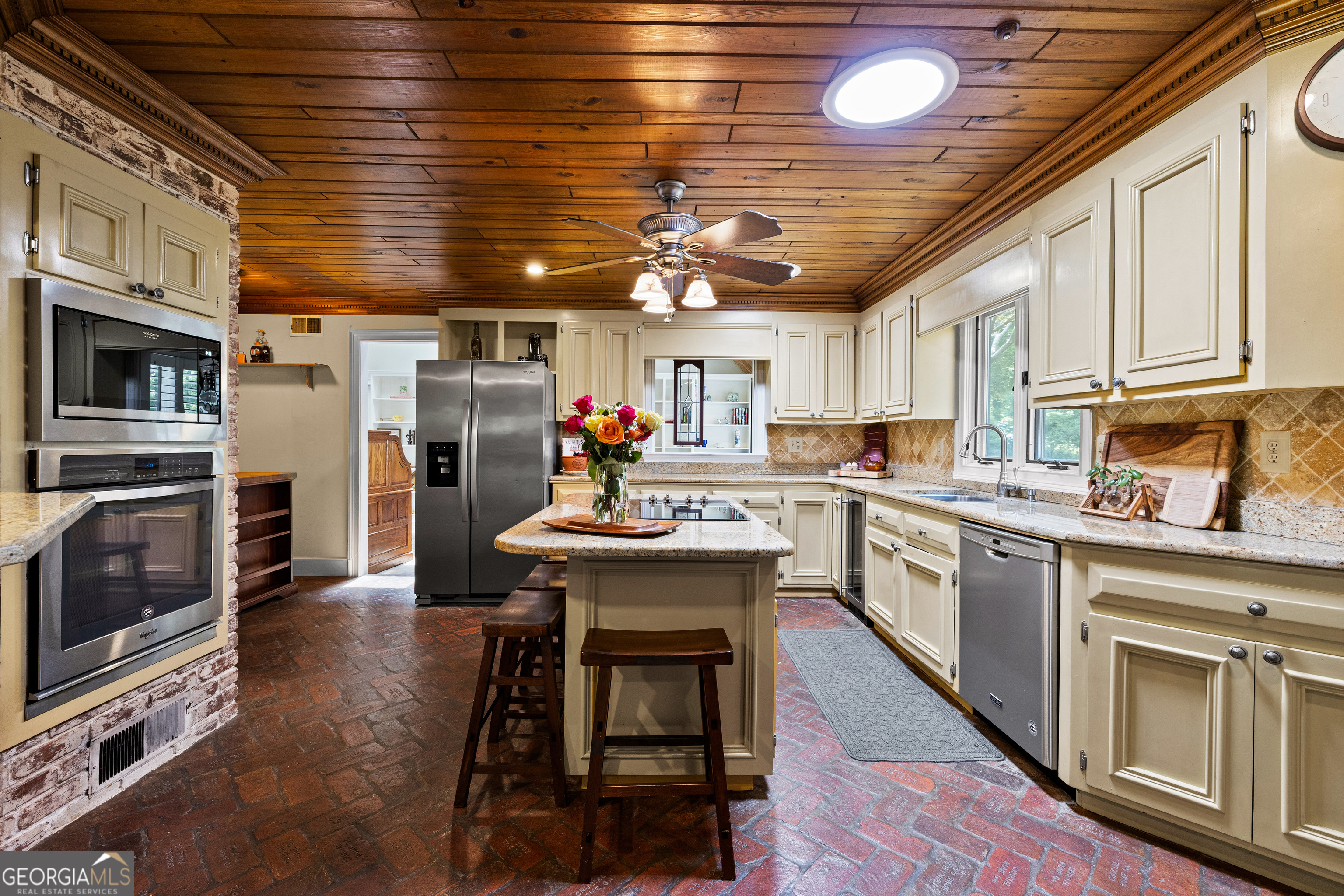 15 Red Bud Trail Property Photo 45