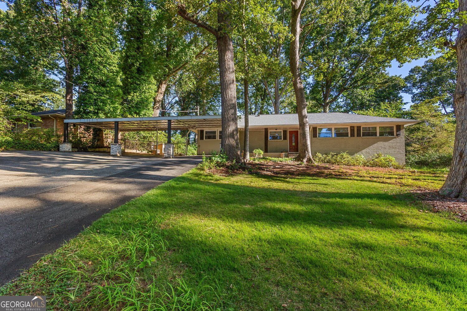 670 Montclair Drive Sw Property Photo 1