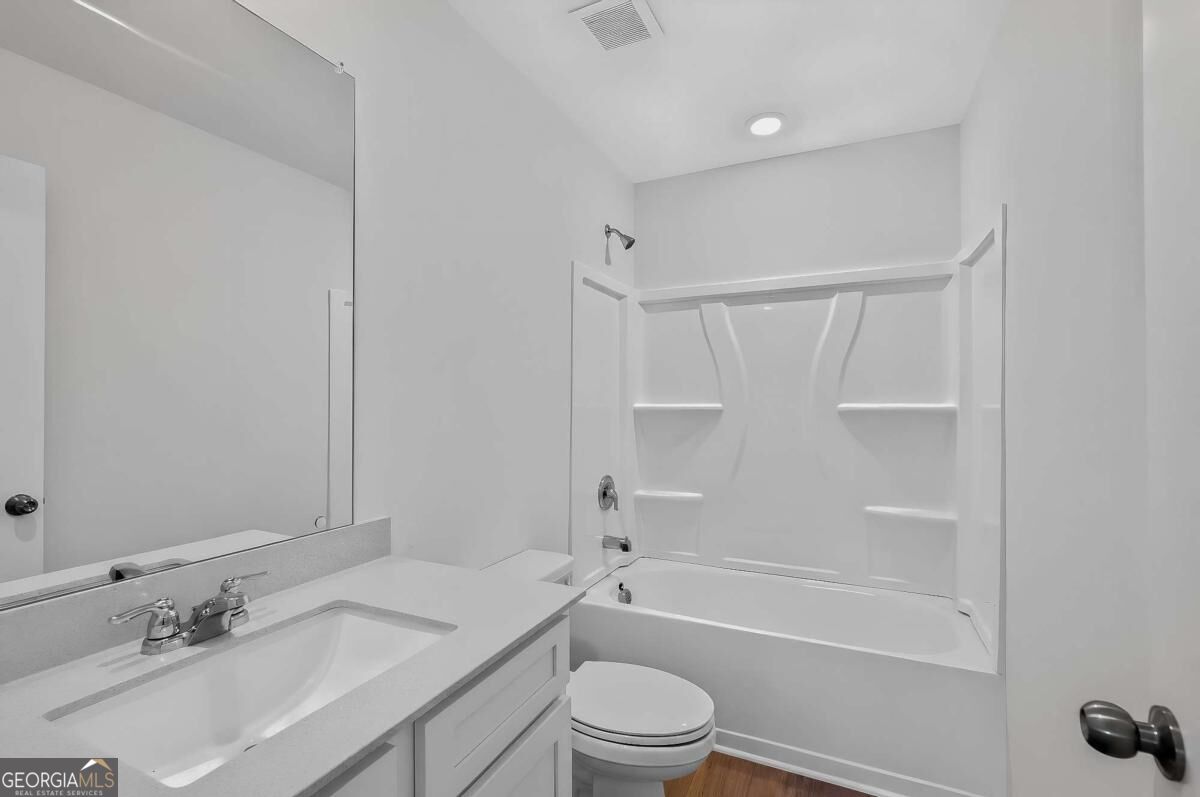 73 Sea Grove Drive Property Photo 14