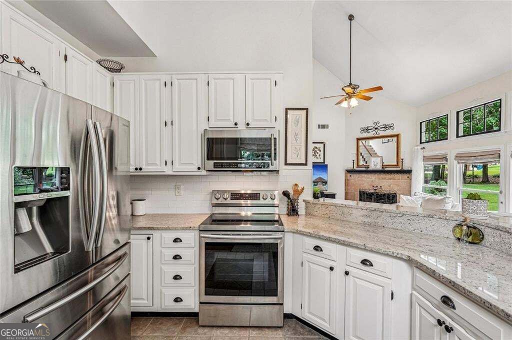 162 St Martin Drive Property Photo 19