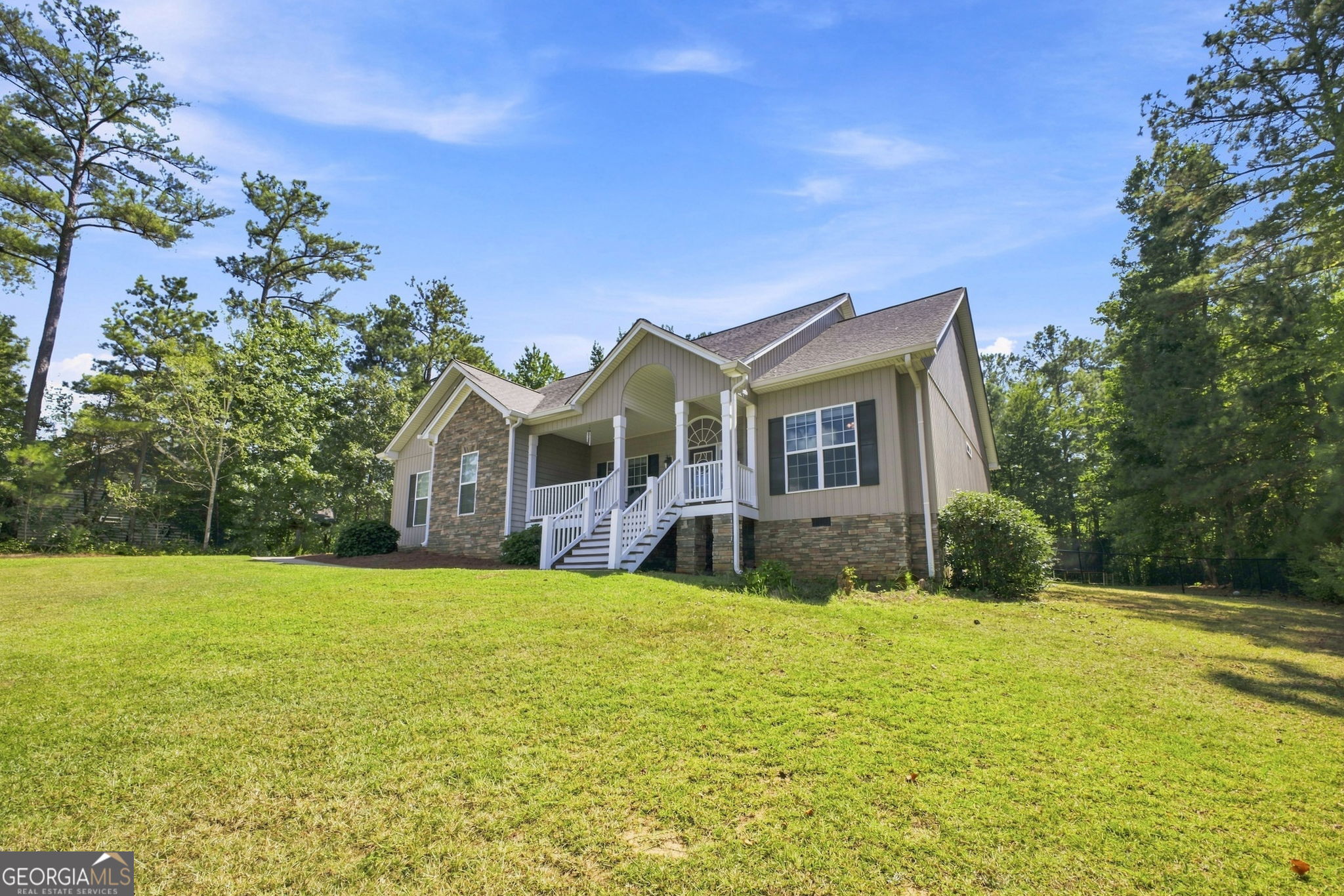 30 Willow Leaf Drive Property Photo 3