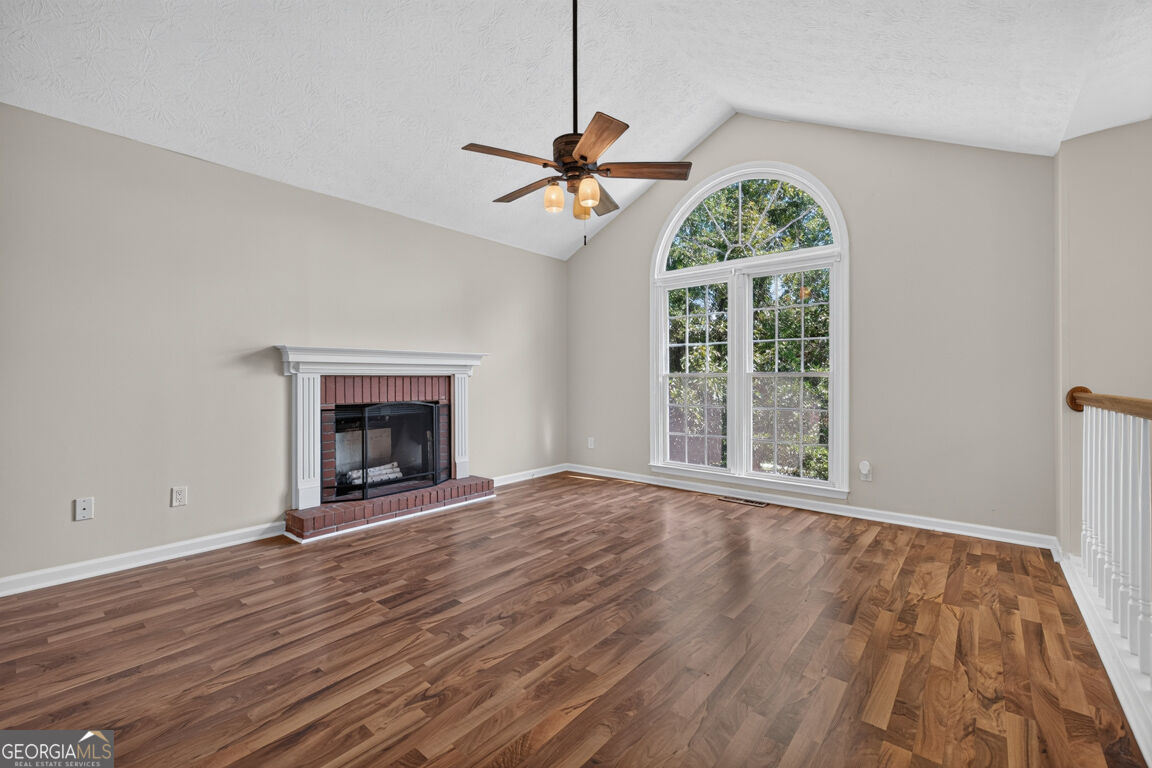 398 Dacula Road Property Photo 6
