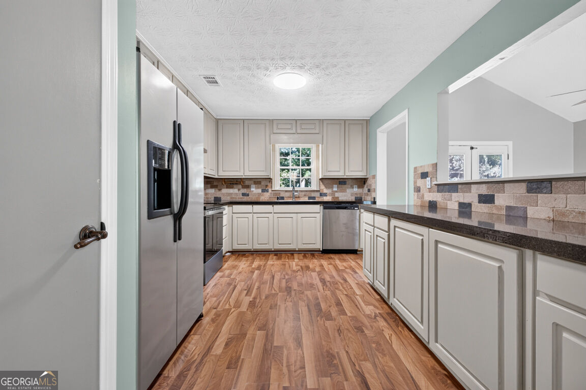 398 Dacula Road Property Photo 10