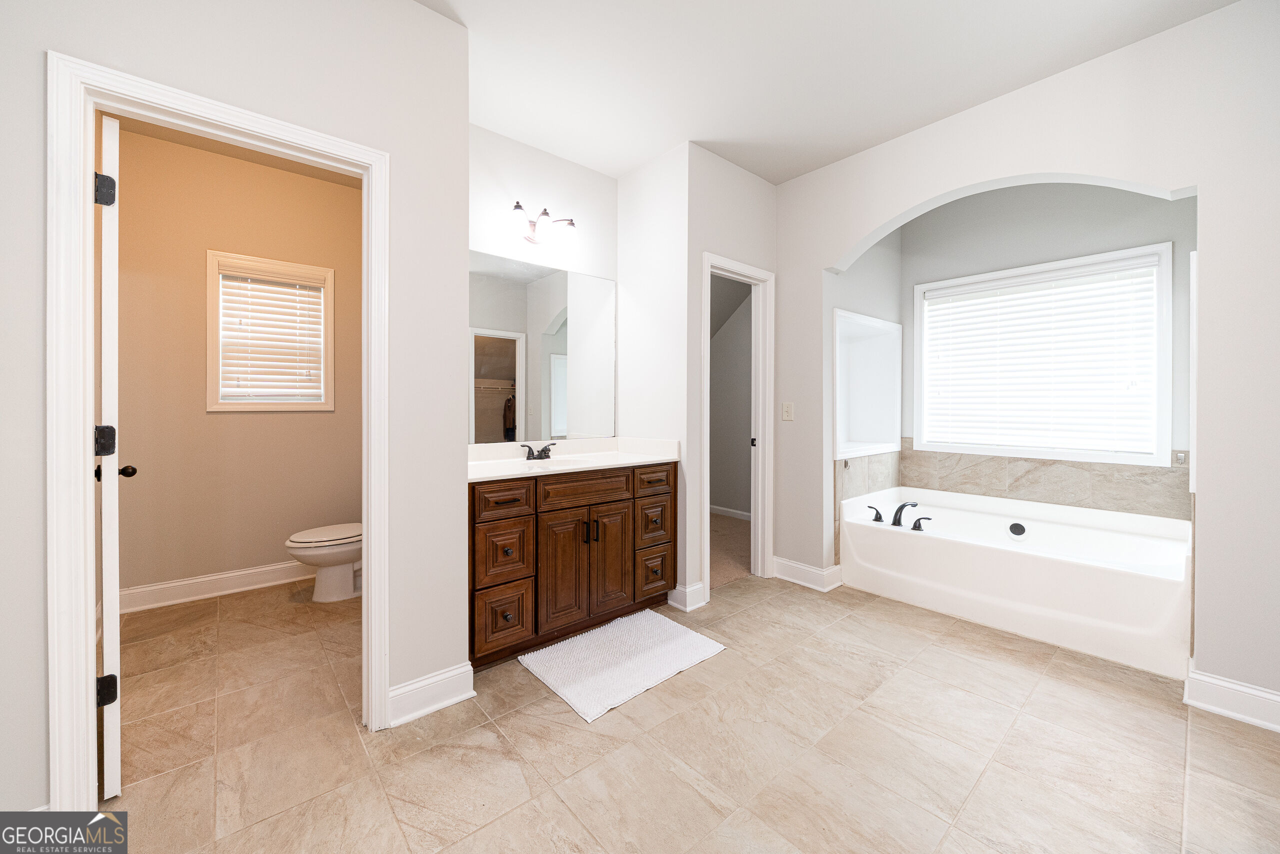 5543 Leaf Ridge Lane Property Photo 28