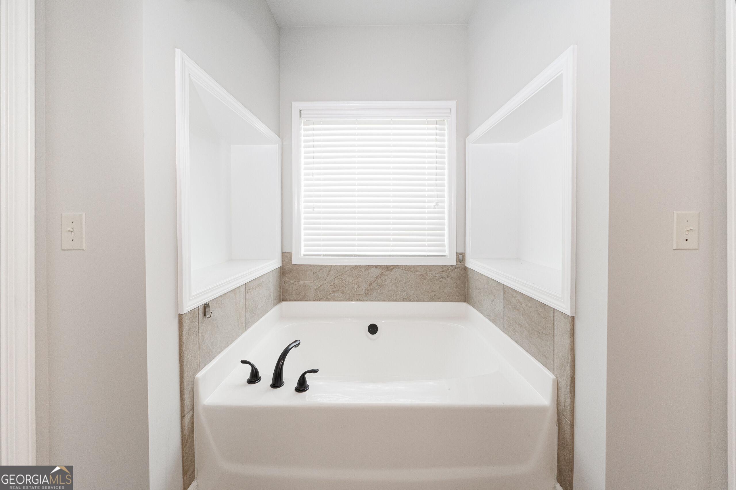 5543 Leaf Ridge Lane Property Photo 31