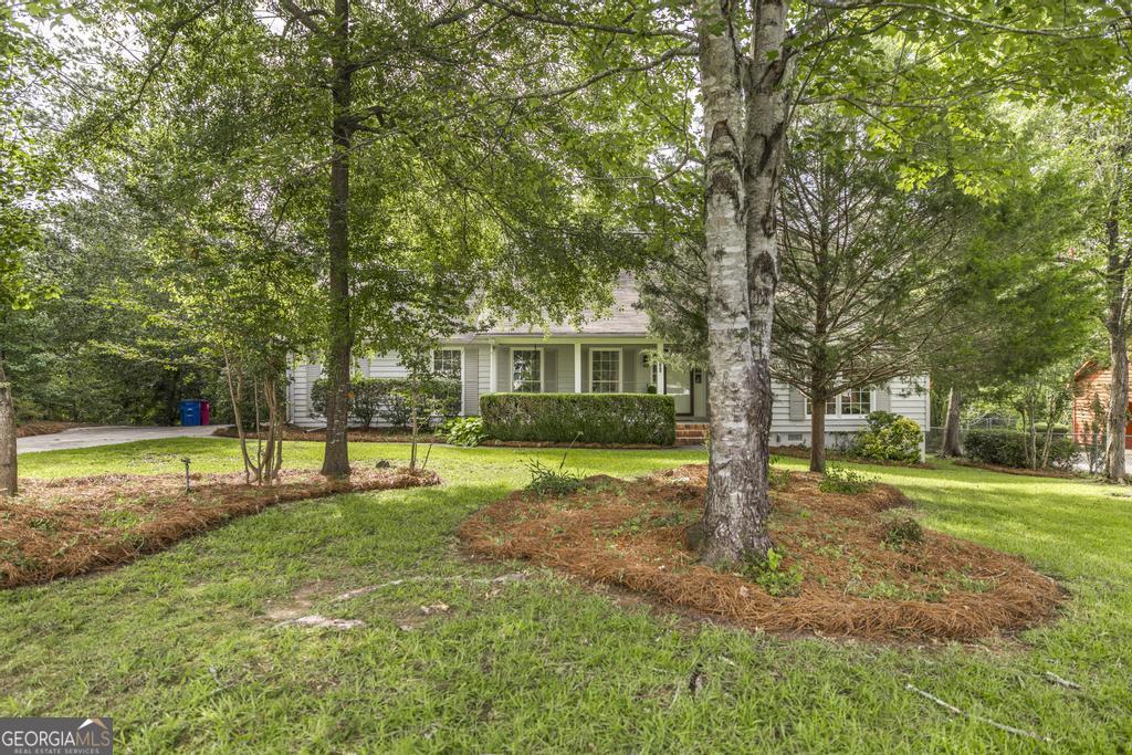 6806 Bay Point Drive Property Photo 4