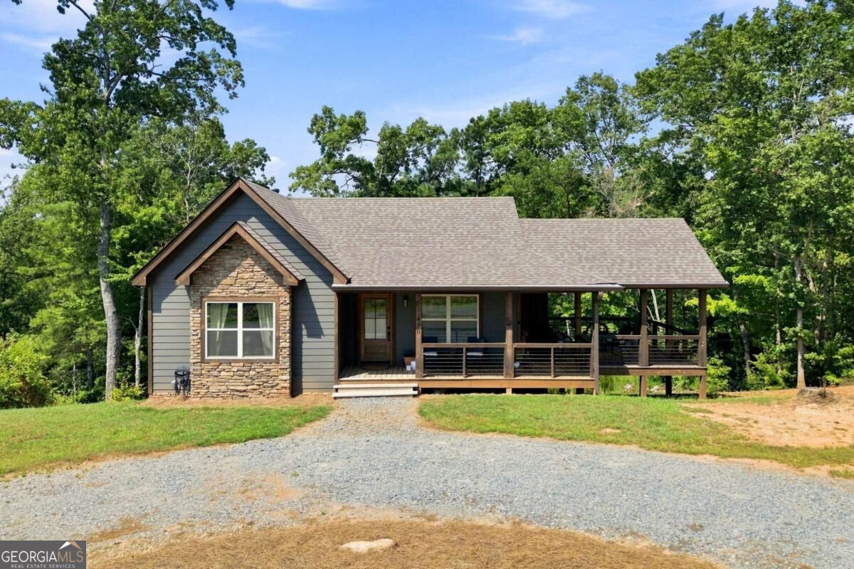 450 Jakes Landing Way Property Photo 3