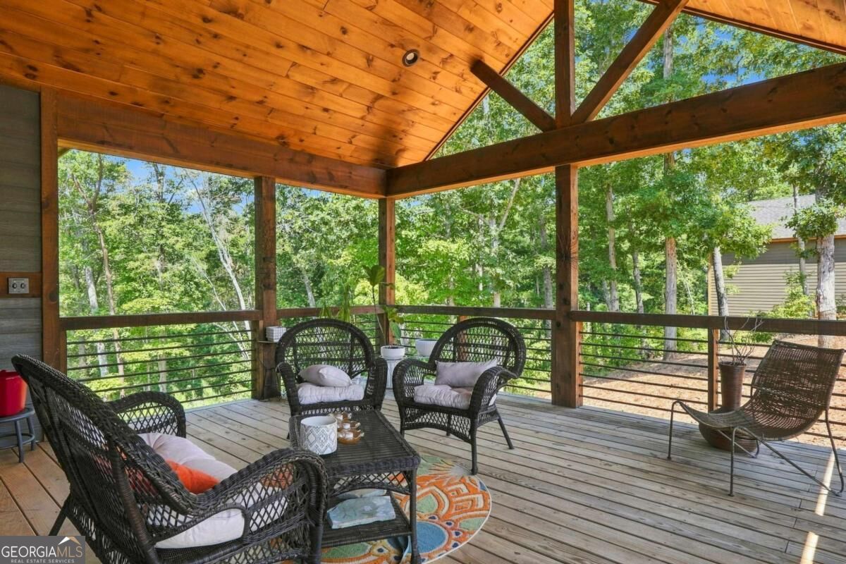 450 Jakes Landing Way Property Photo 6