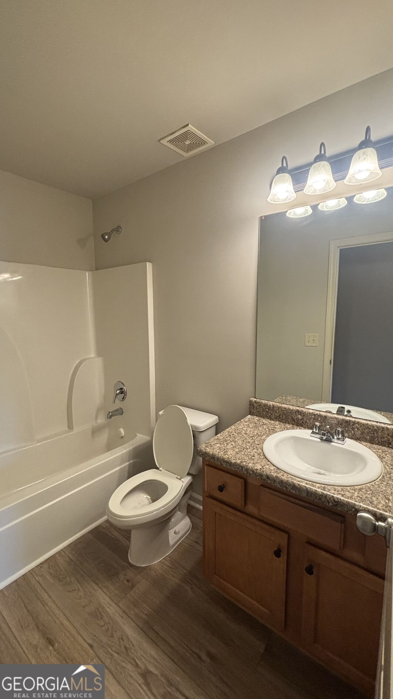 323 Knelston Oak Drive Property Photo 11