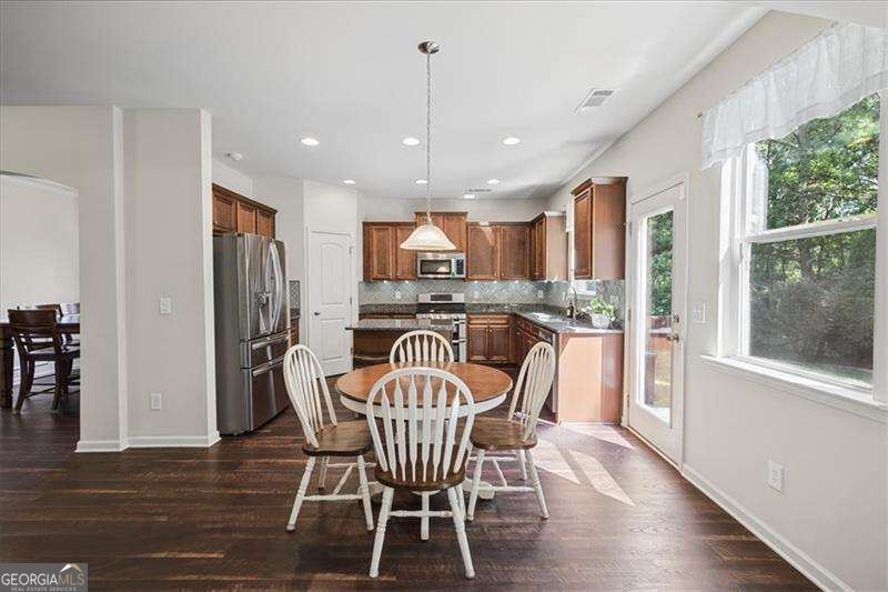 4363 Lippencott Lane Property Photo 10