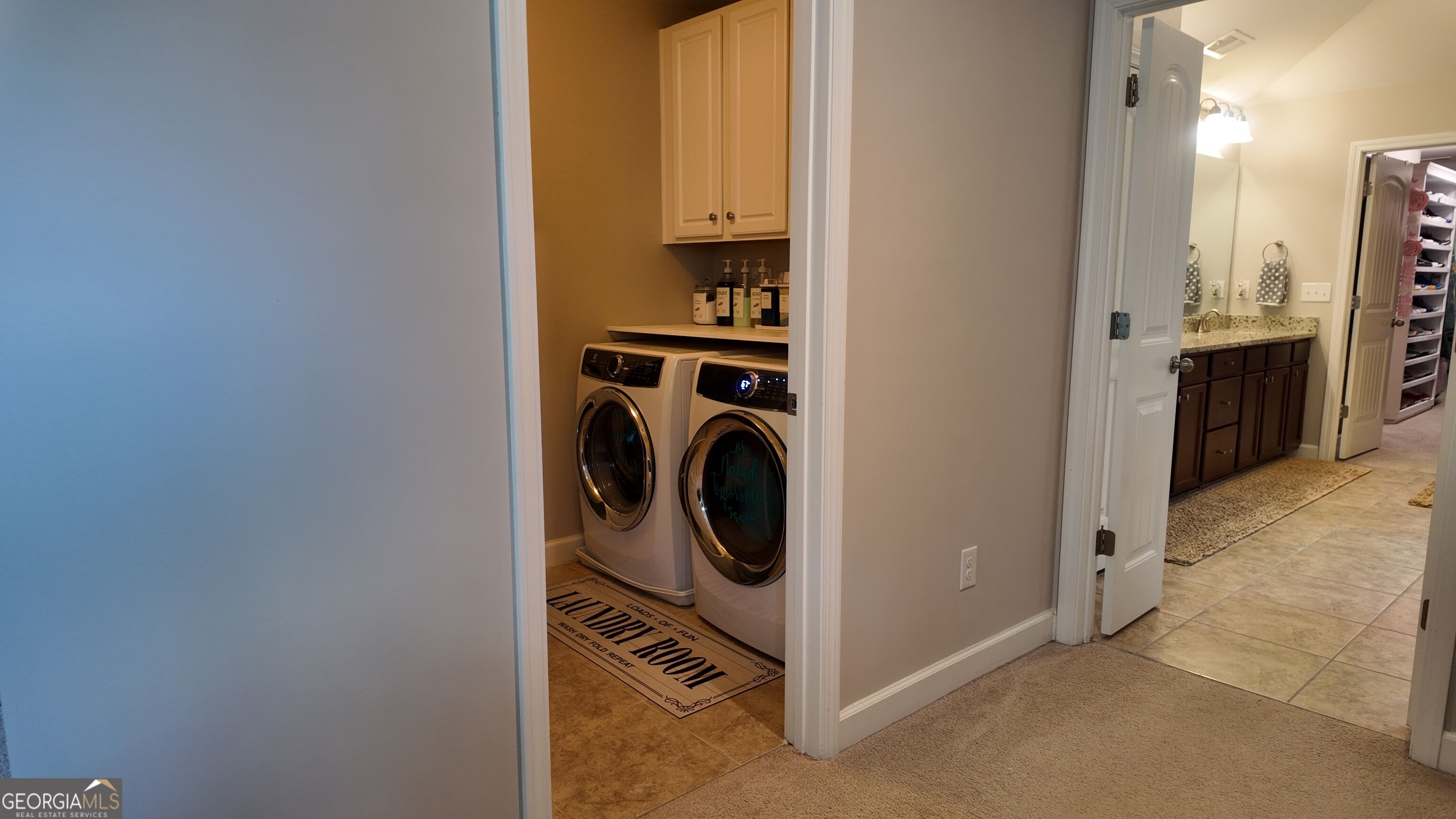 2445 Crimson Downs Drive Property Photo 35