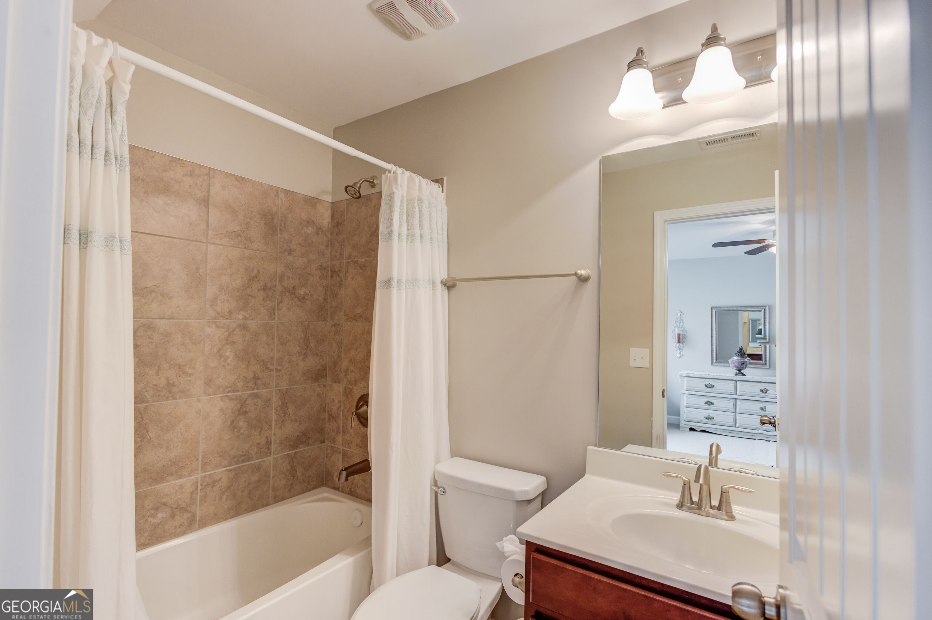 2445 Crimson Downs Drive Property Photo 44