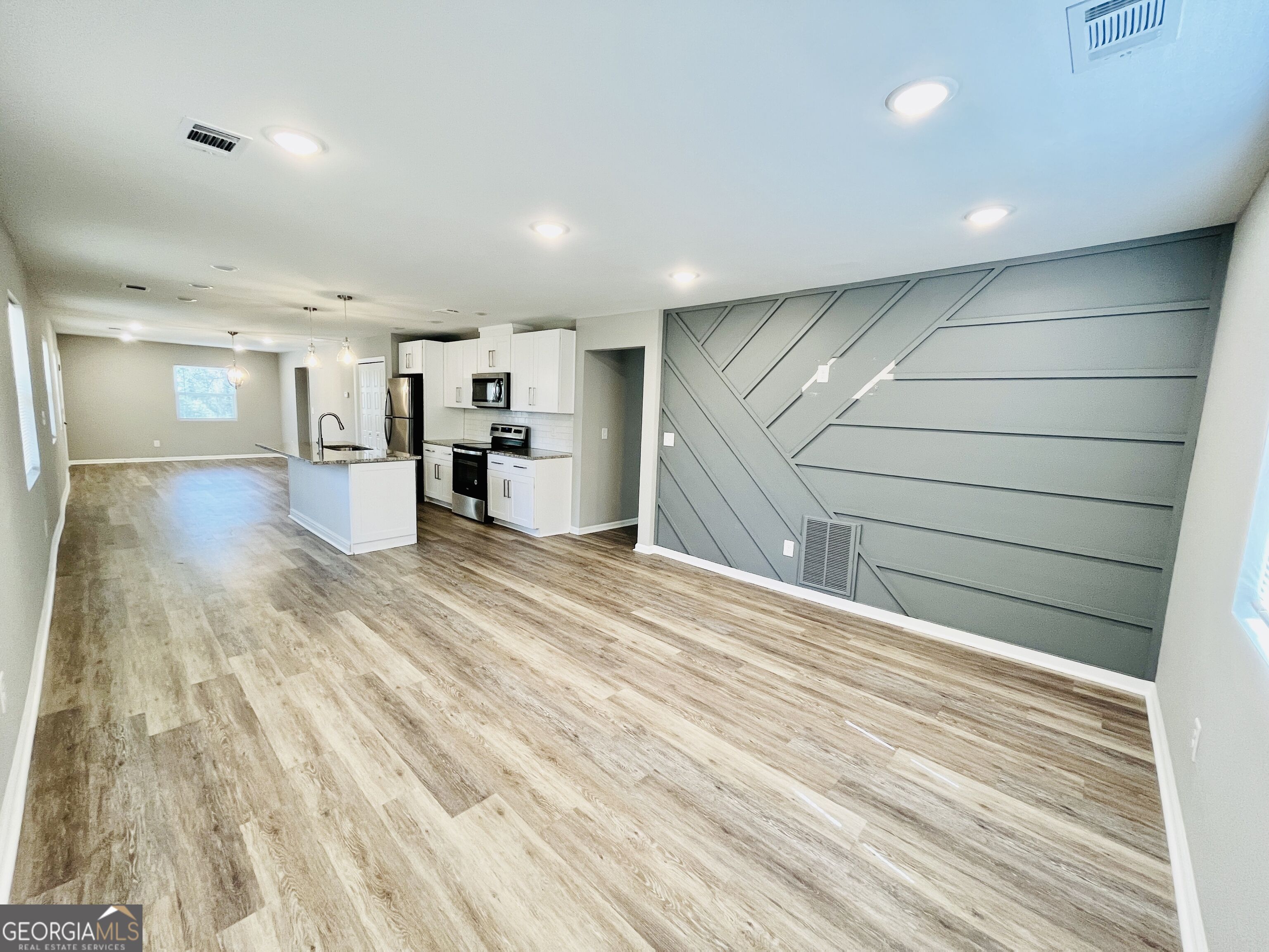 3329 Burke Drive Property Photo 3