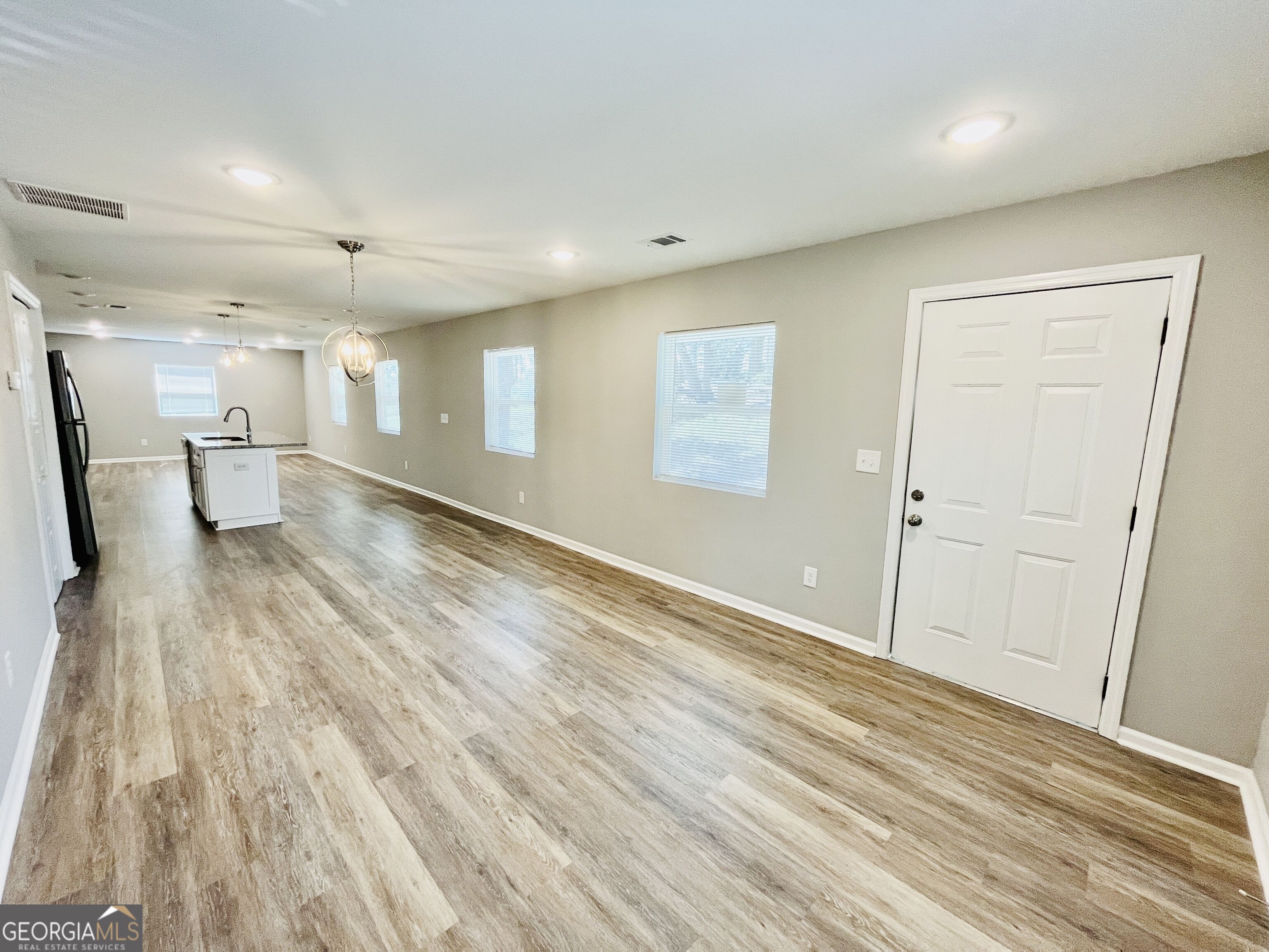 3329 Burke Drive Property Photo 5