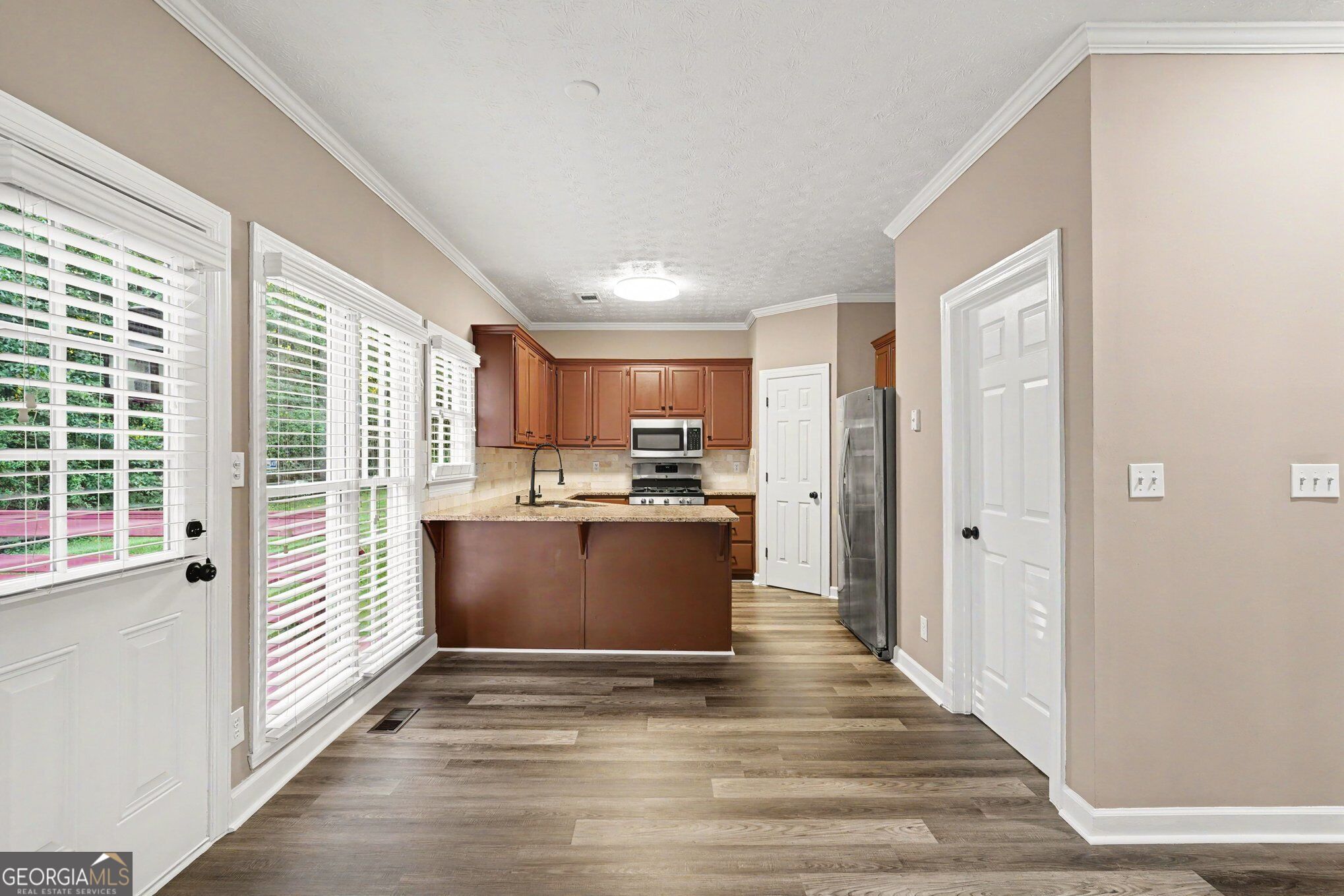 3238 Palm Tree Drive Property Photo 5