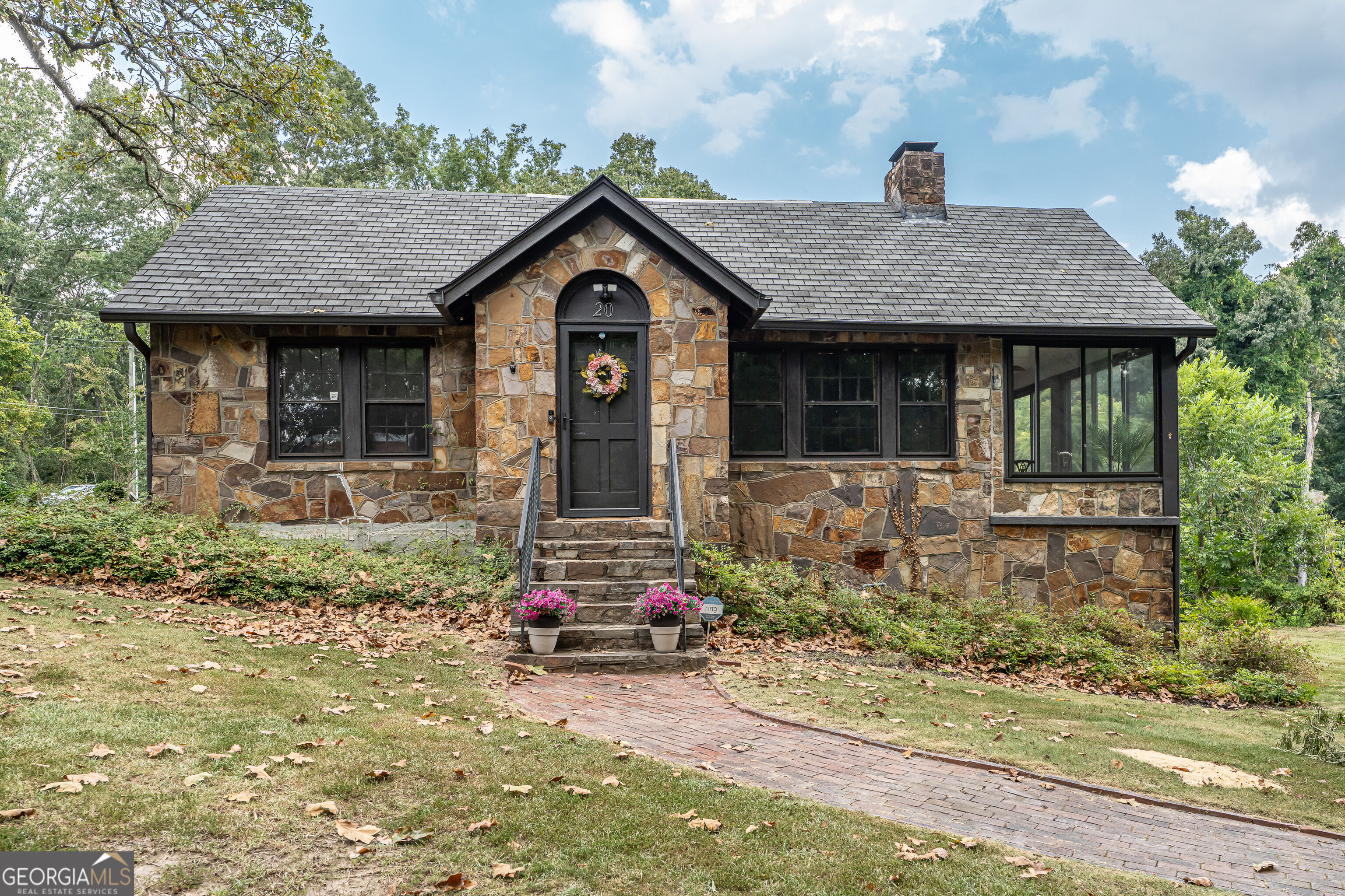 20 Lindberg Drive Ne Property Photo 2