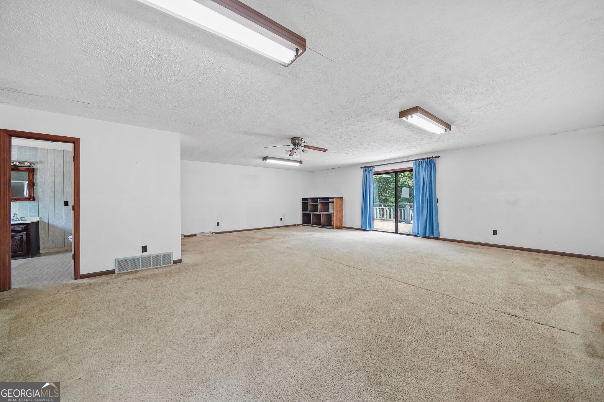 522 Duncan Bridge Road Property Photo 19
