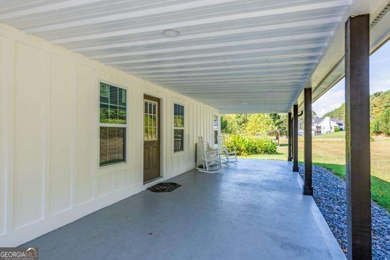 2400 Flatbottom Road Property Photo 3