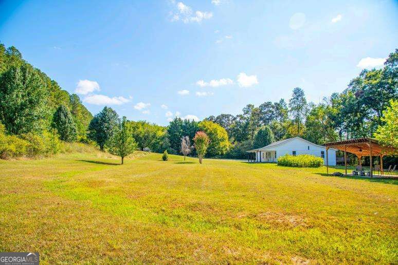 2400 Flatbottom Road Property Photo 4