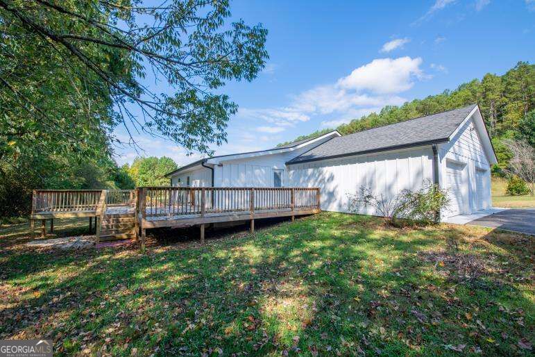 2400 Flatbottom Road Property Photo 5