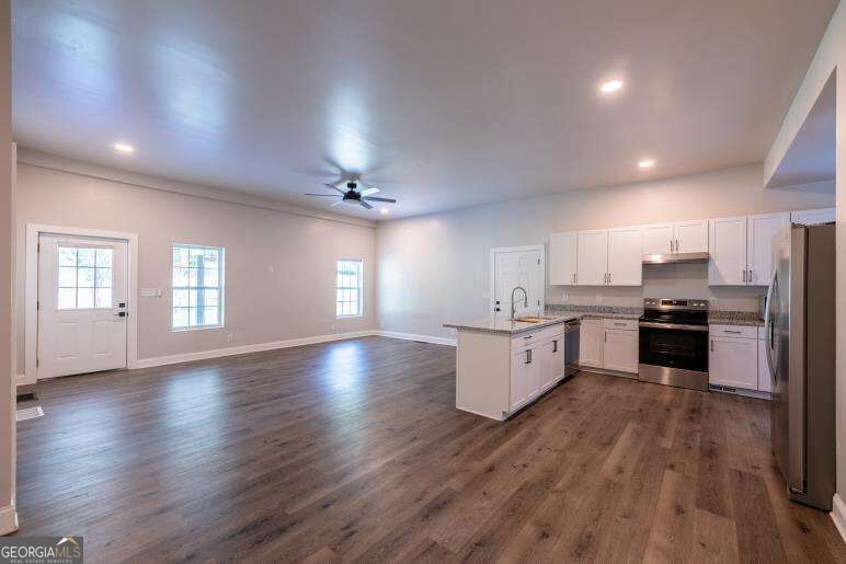 2400 Flatbottom Road Property Photo 10