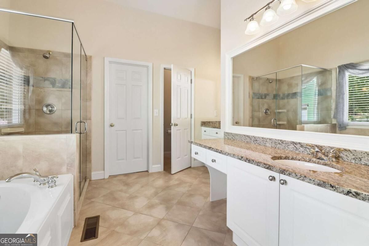 5350 Mcintosh Drive Property Photo 14