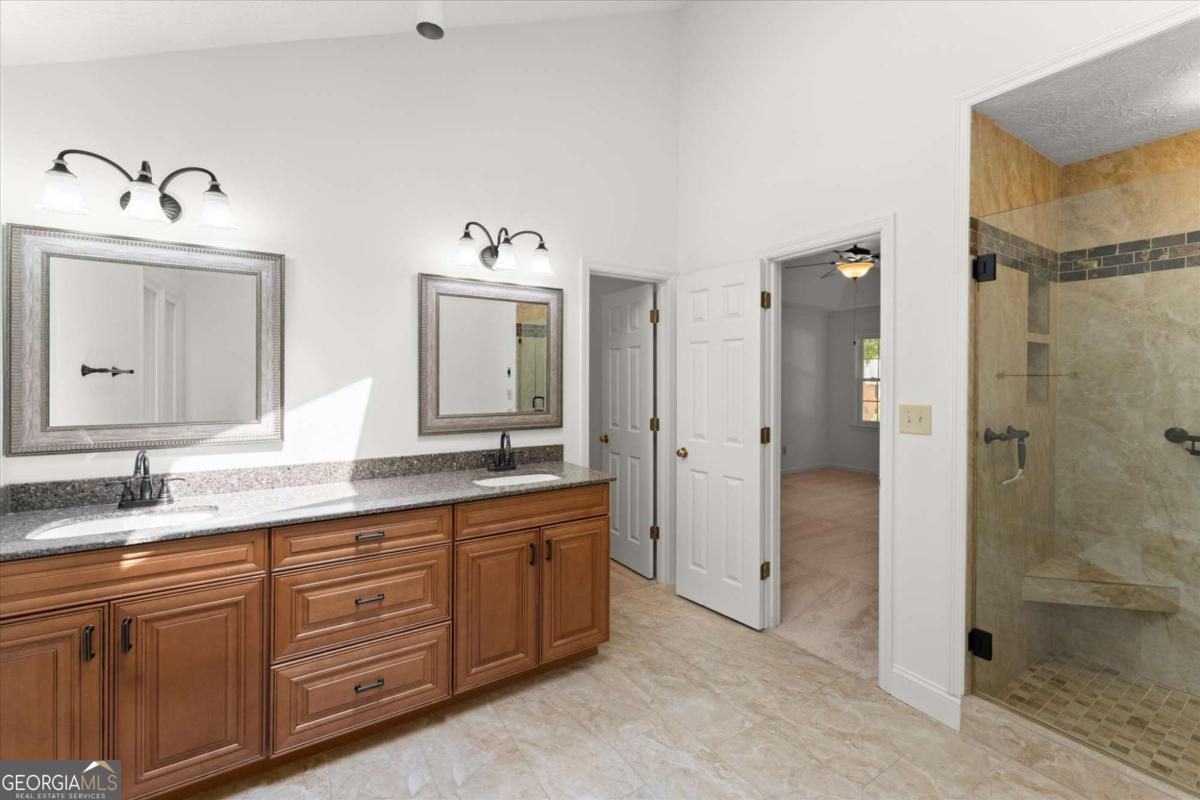 2711 Arbor Summit Property Photo 15