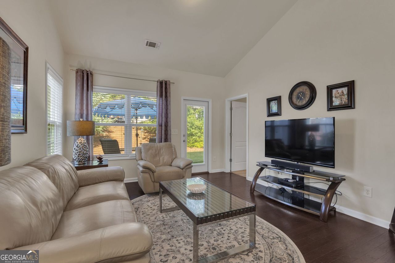 172 Granite Way Property Photo 24