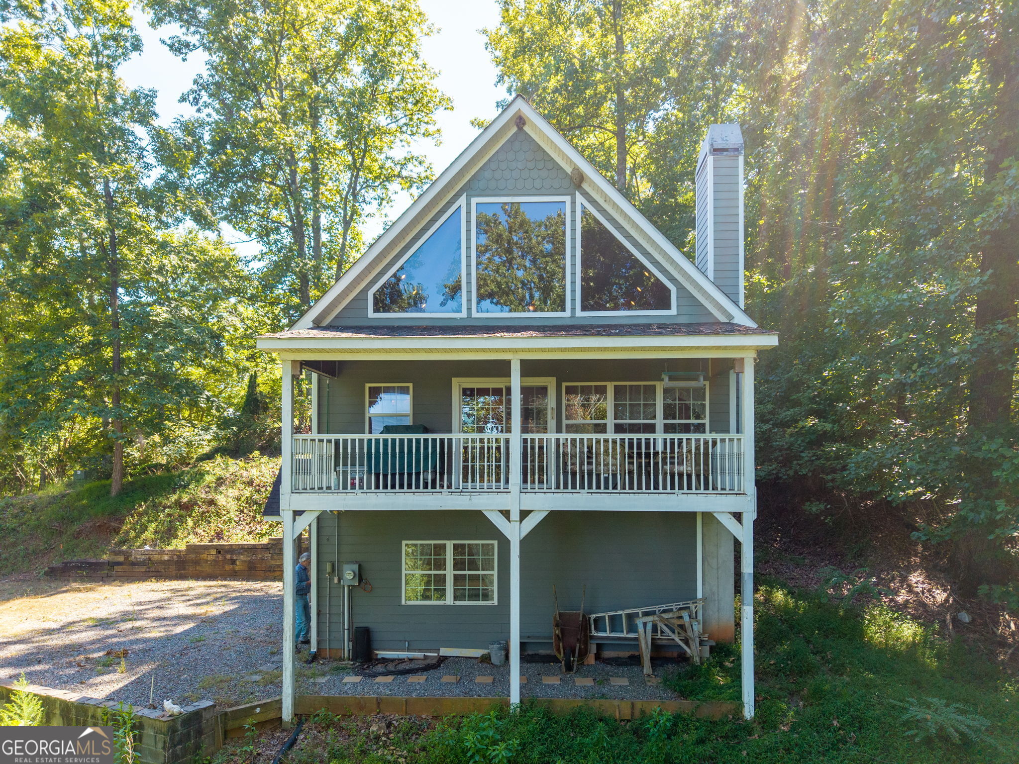 228 Longview Drive Property Photo 2