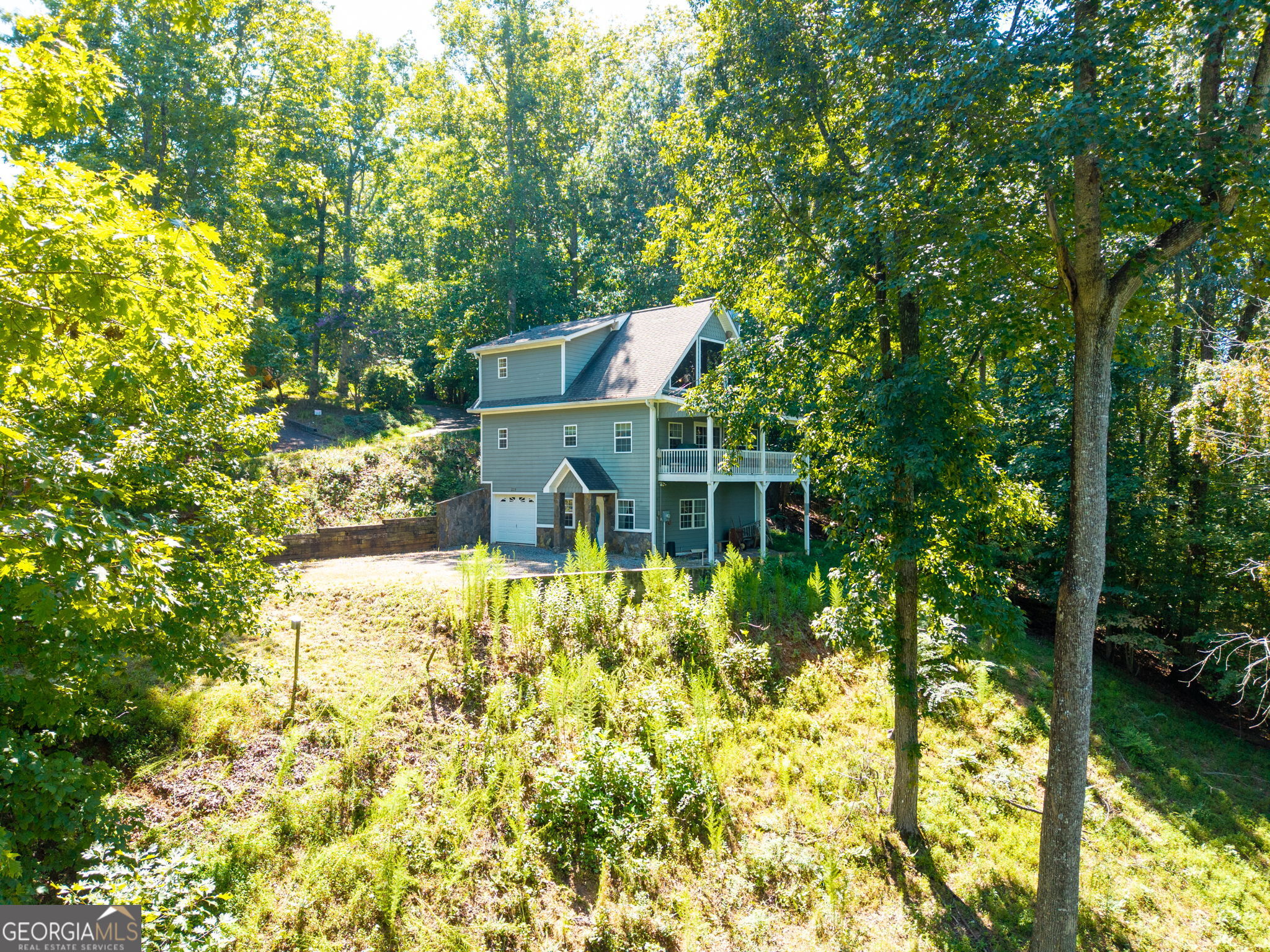 228 Longview Drive Property Photo 3