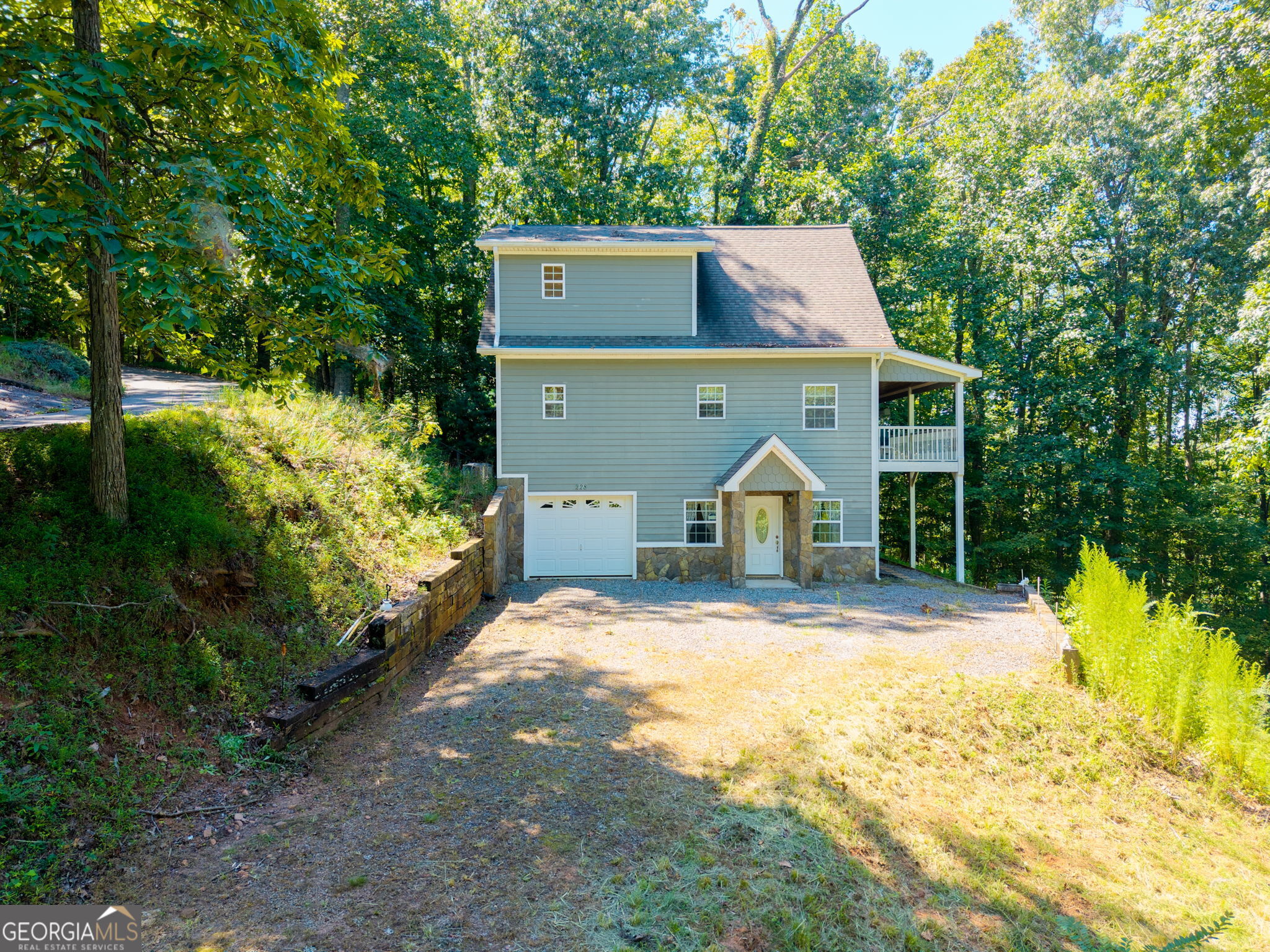 228 Longview Drive Property Photo 5