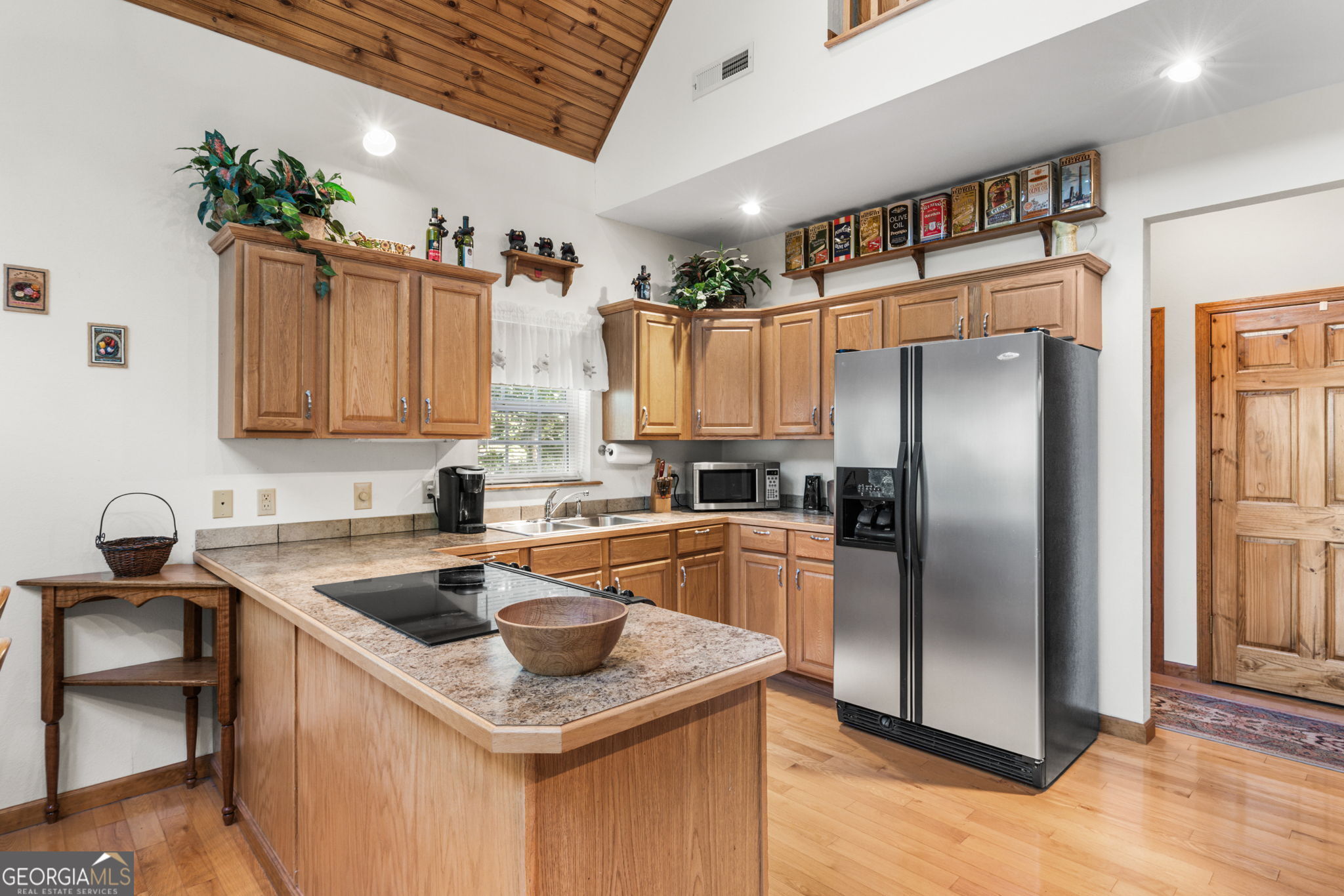 228 Longview Drive Property Photo 8