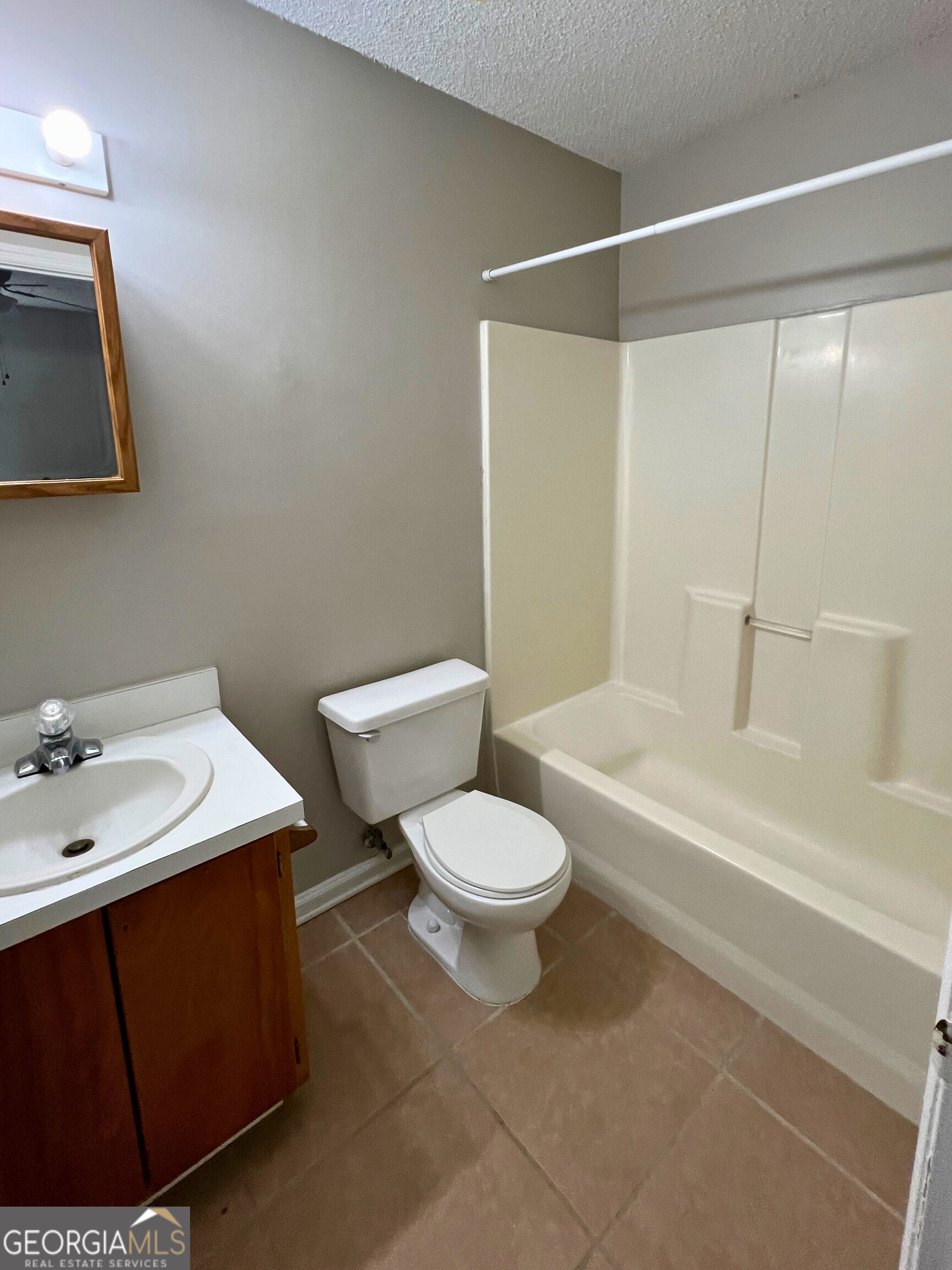 410 Admirals Walk Drive Property Photo 12