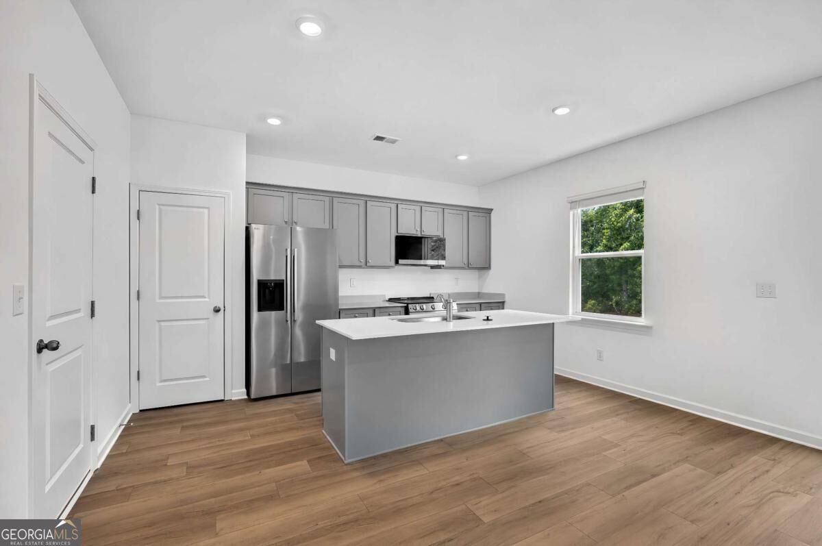60 Sea Grove Drive Property Photo 4