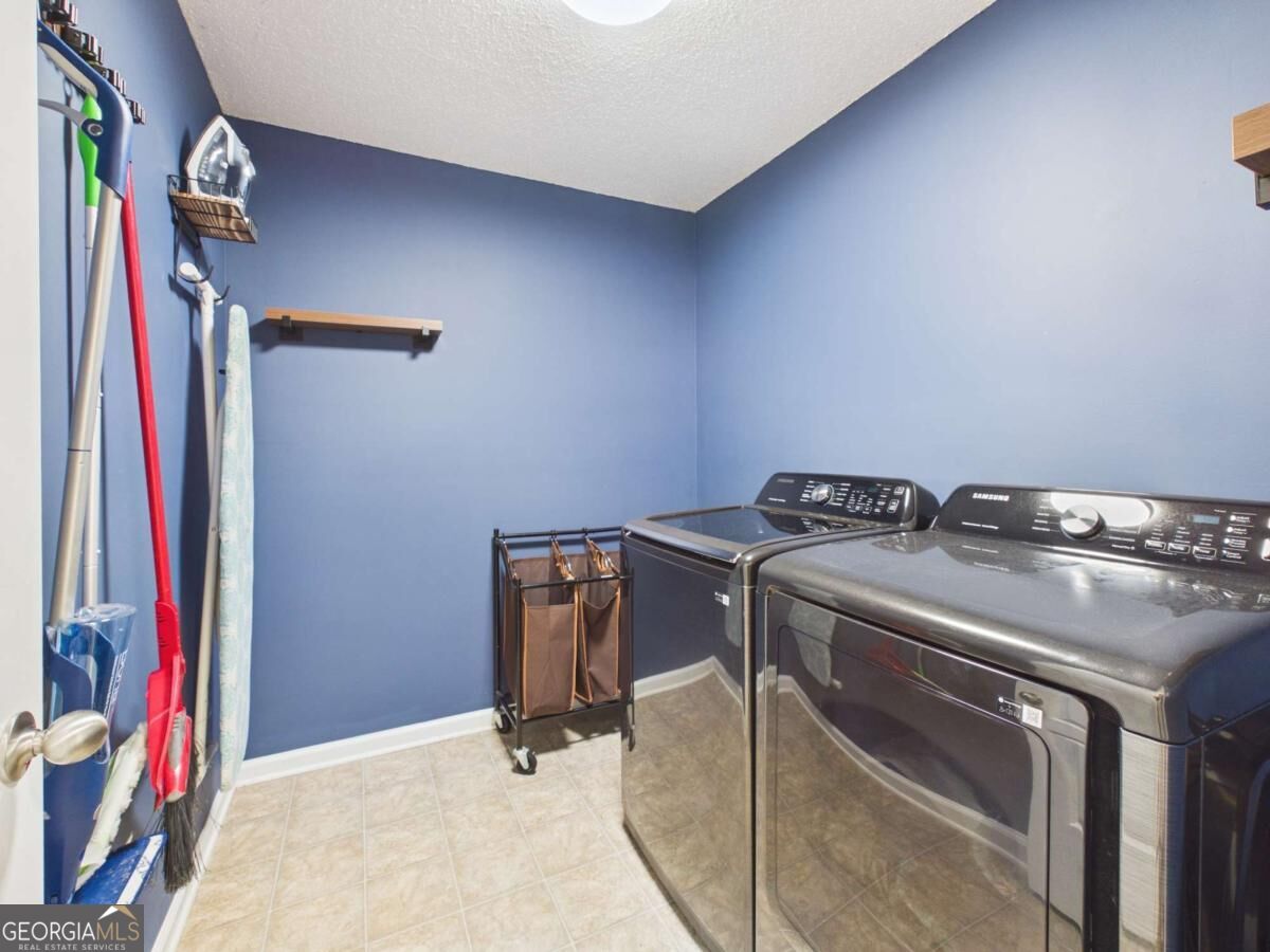 231 Lucas Way Property Photo 14