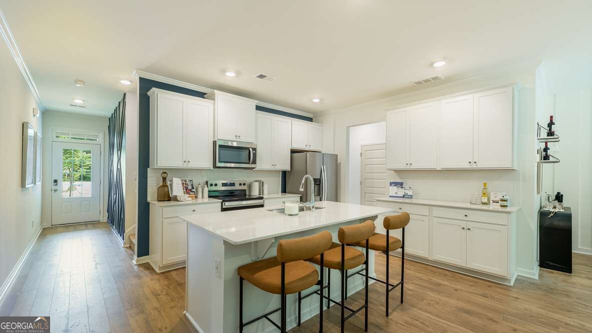 3119 Yellowhammer Drive Property Photo 4