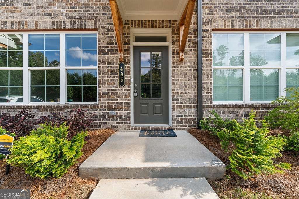 485 Collins Industr Way Property Photo 2