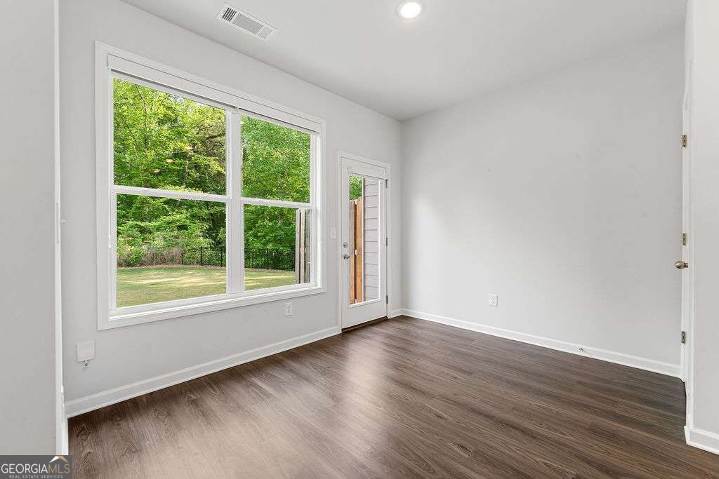 485 Collins Industr Way Property Photo 13