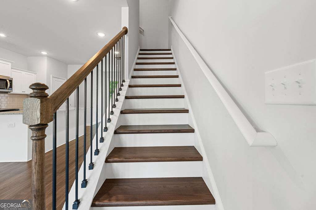 485 Collins Industr Way Property Photo 15