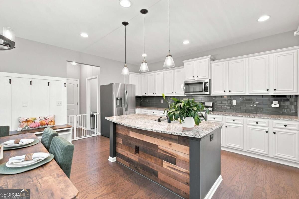 1800 Ridge Road Property Photo 16