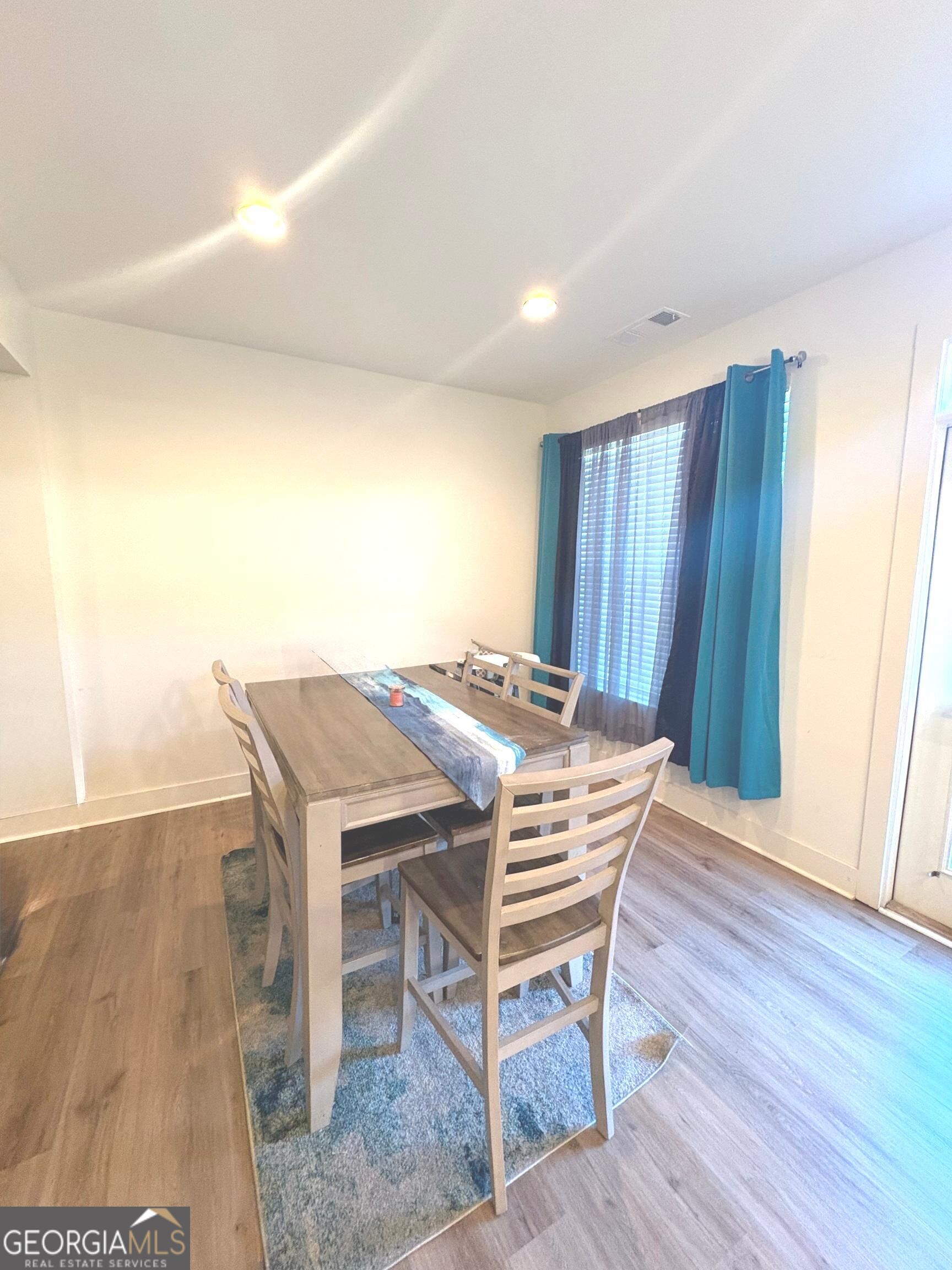 7618 Avalon Boulevard Property Photo 12