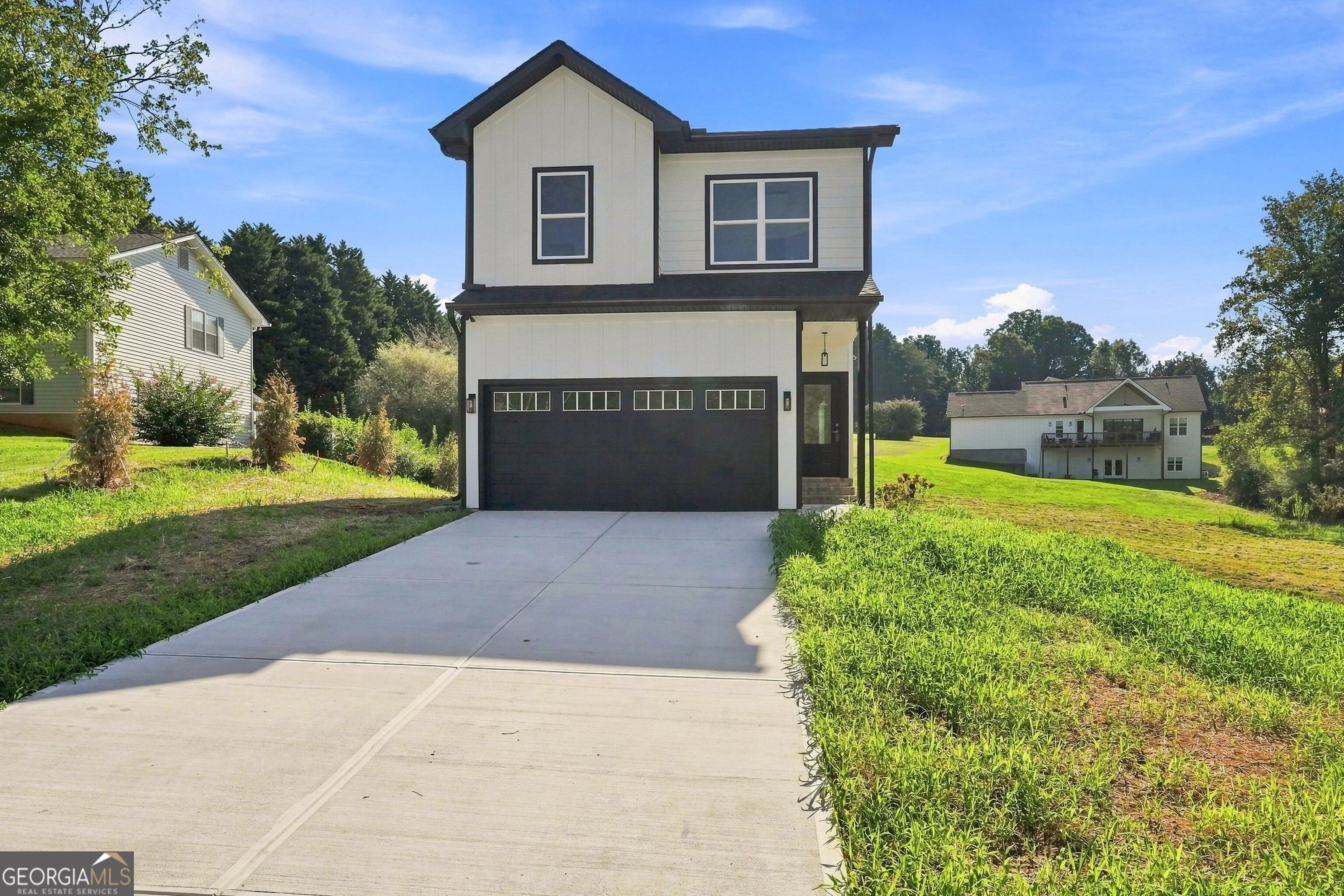 30 Golden Autumn Drive Property Photo 1